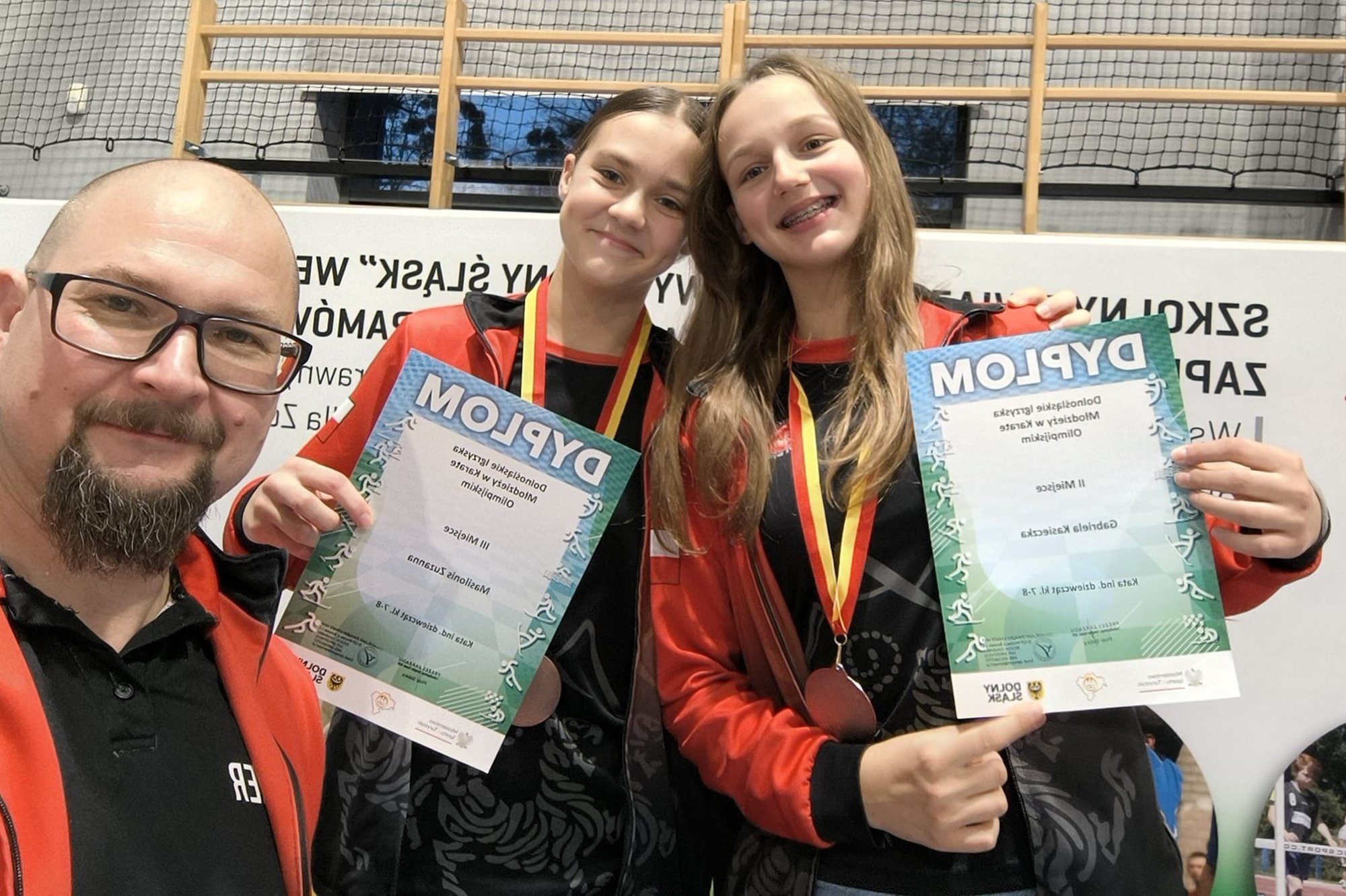 ponownie-wrocili-do-domu-z-workiem-medali-129308