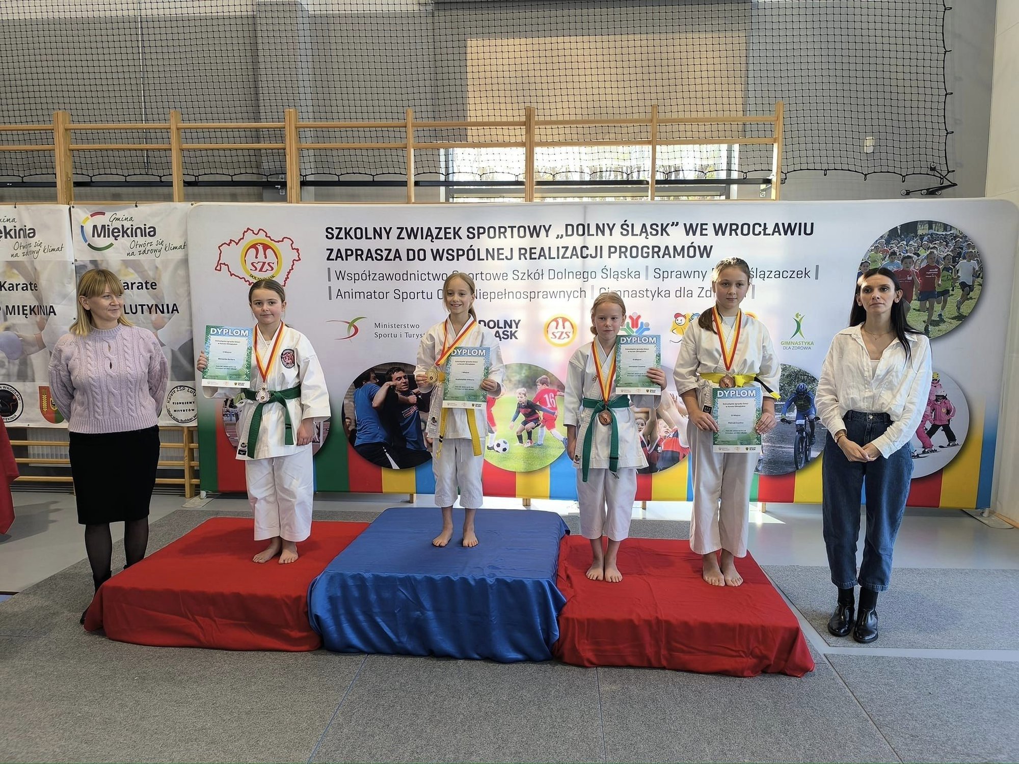 ponownie-wrocili-do-domu-z-workiem-medali-129308