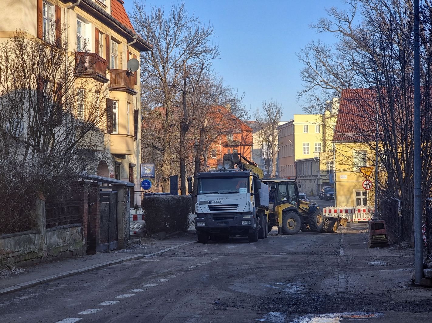 drogowcy-pracuja-na-grabowskiego-129421