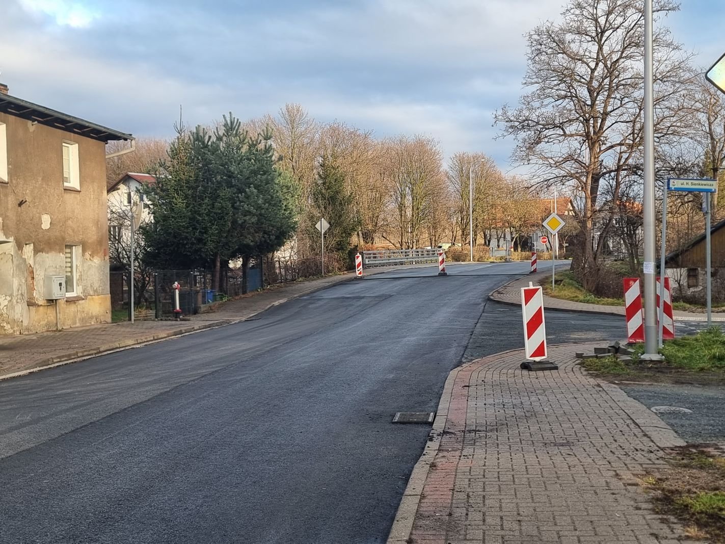 duzszy-remont-cieplickiej-129519