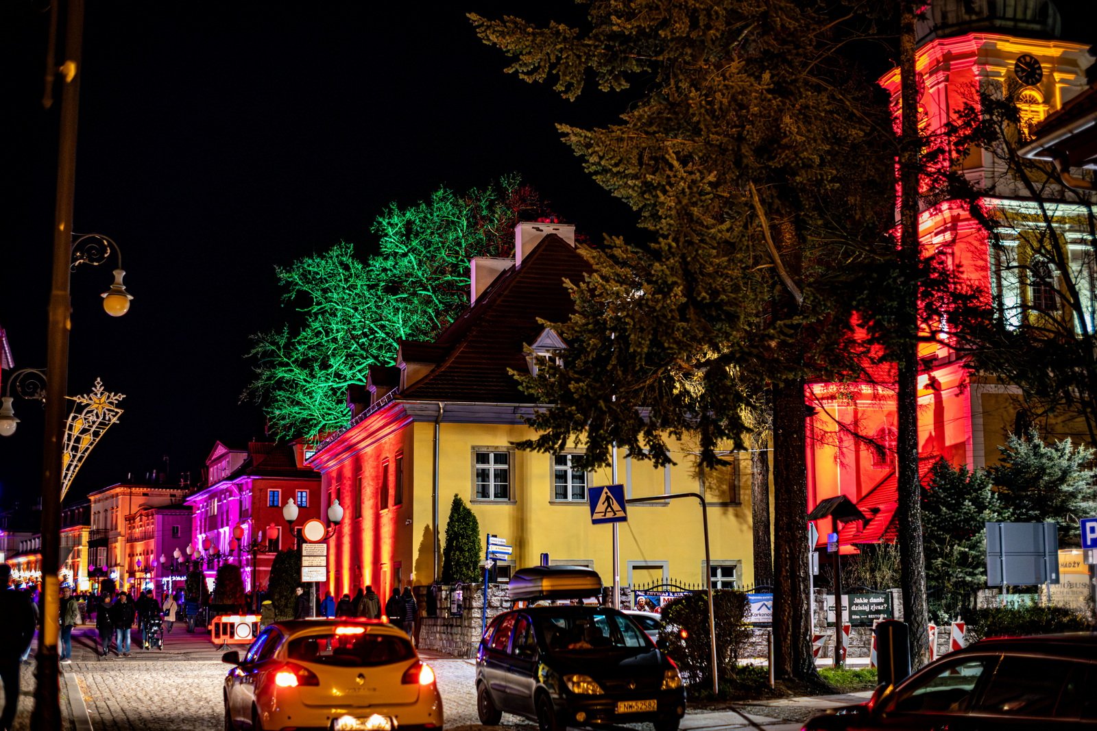 kolorowe-cieplice-rozswietlone-festiwalem-swiata-129549