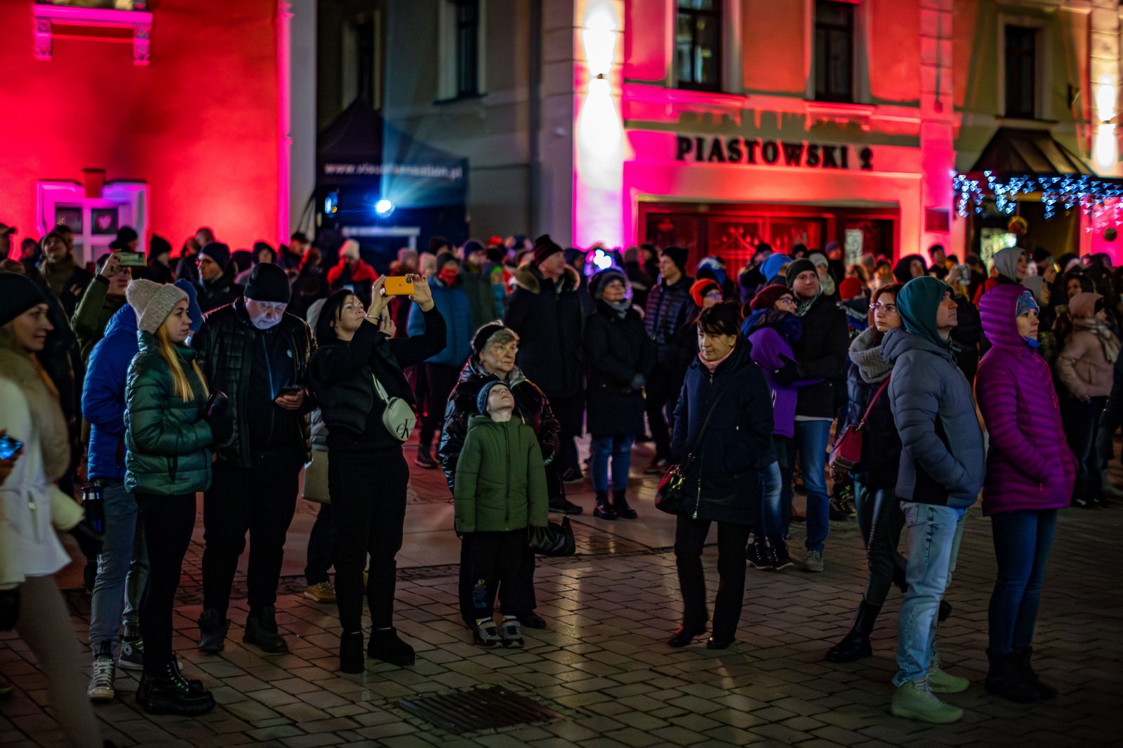 kolorowe-cieplice-rozswietlone-festiwalem-swiata-129549