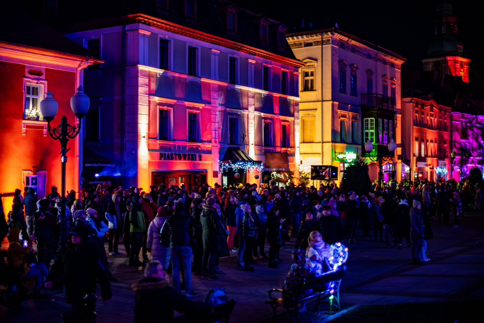 kolorowe-cieplice-rozswietlone-festiwalem-swiata-129549