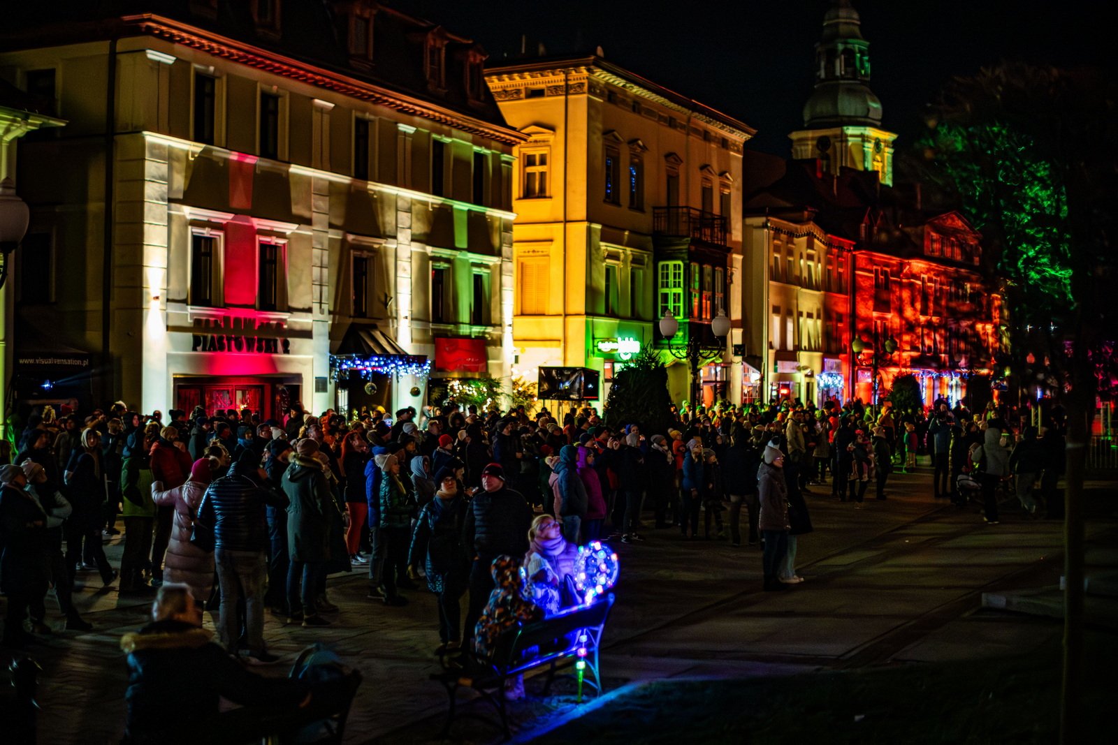 kolorowe-cieplice-rozswietlone-festiwalem-swiata-129549