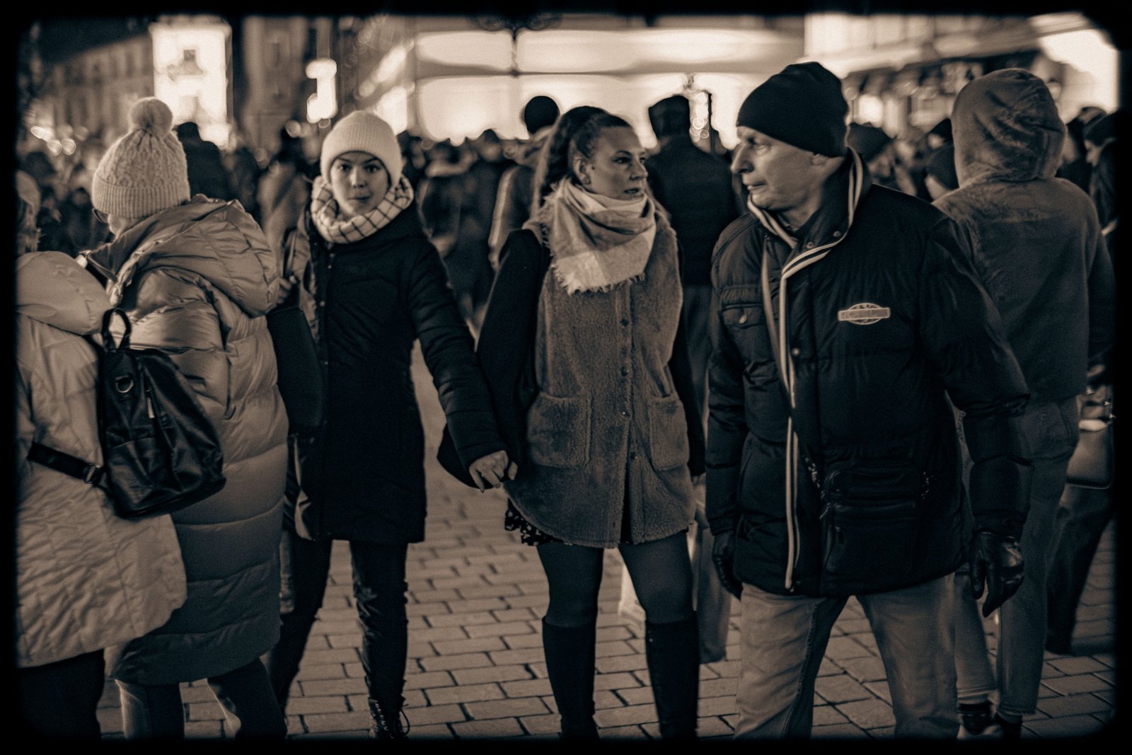 kolorowe-cieplice-rozswietlone-festiwalem-swiata-129549