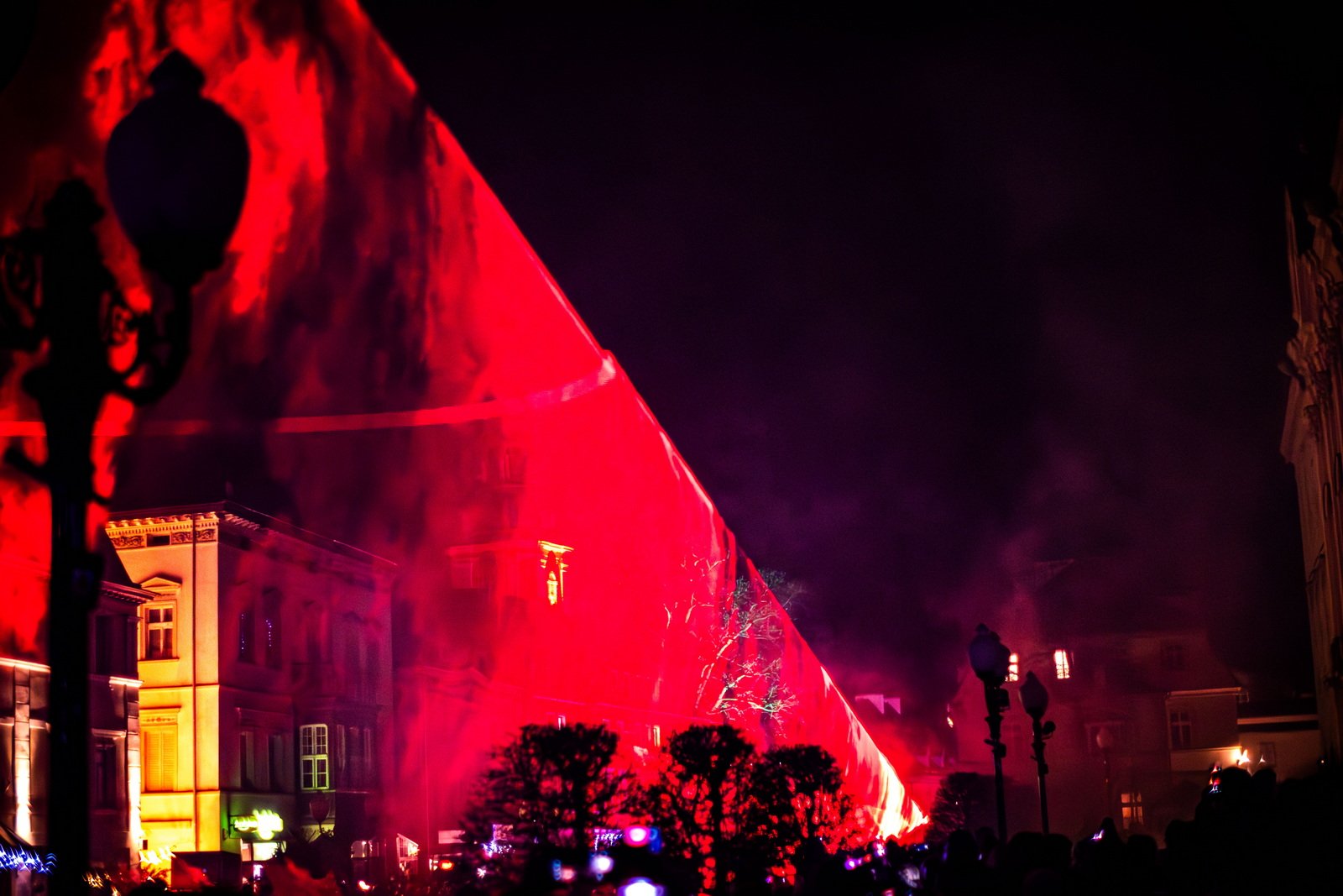 kolorowe-cieplice-rozswietlone-festiwalem-swiata-129549