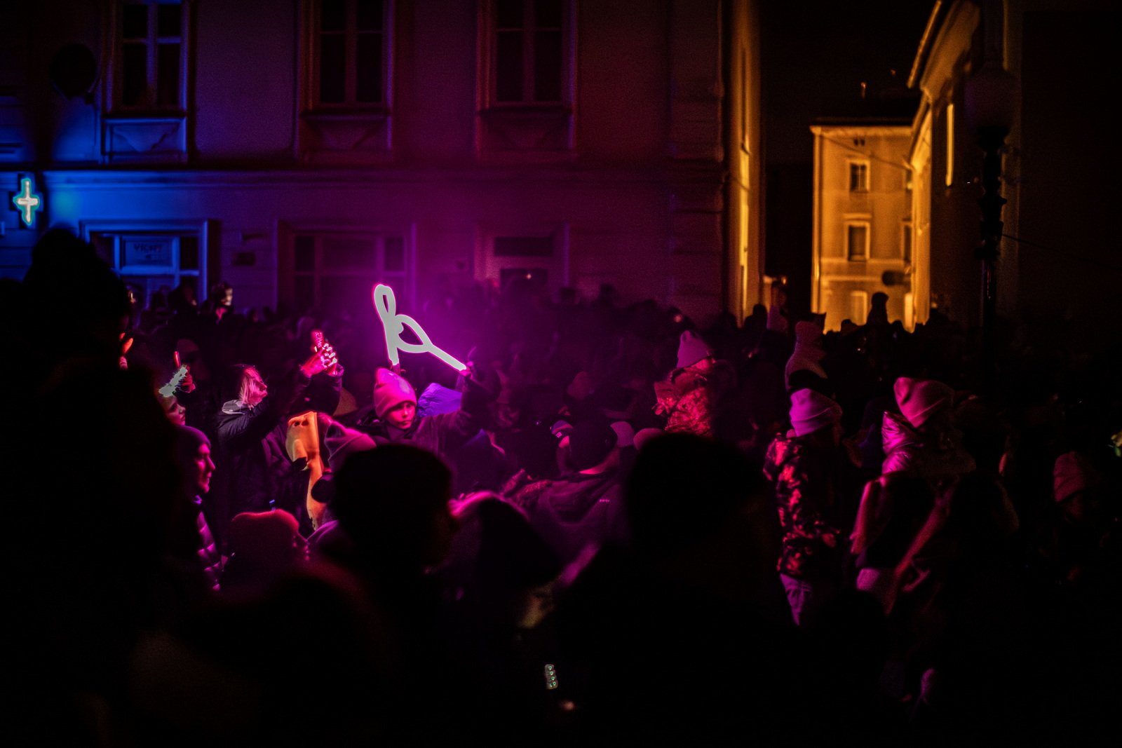 kolorowe-cieplice-rozswietlone-festiwalem-swiata-129549