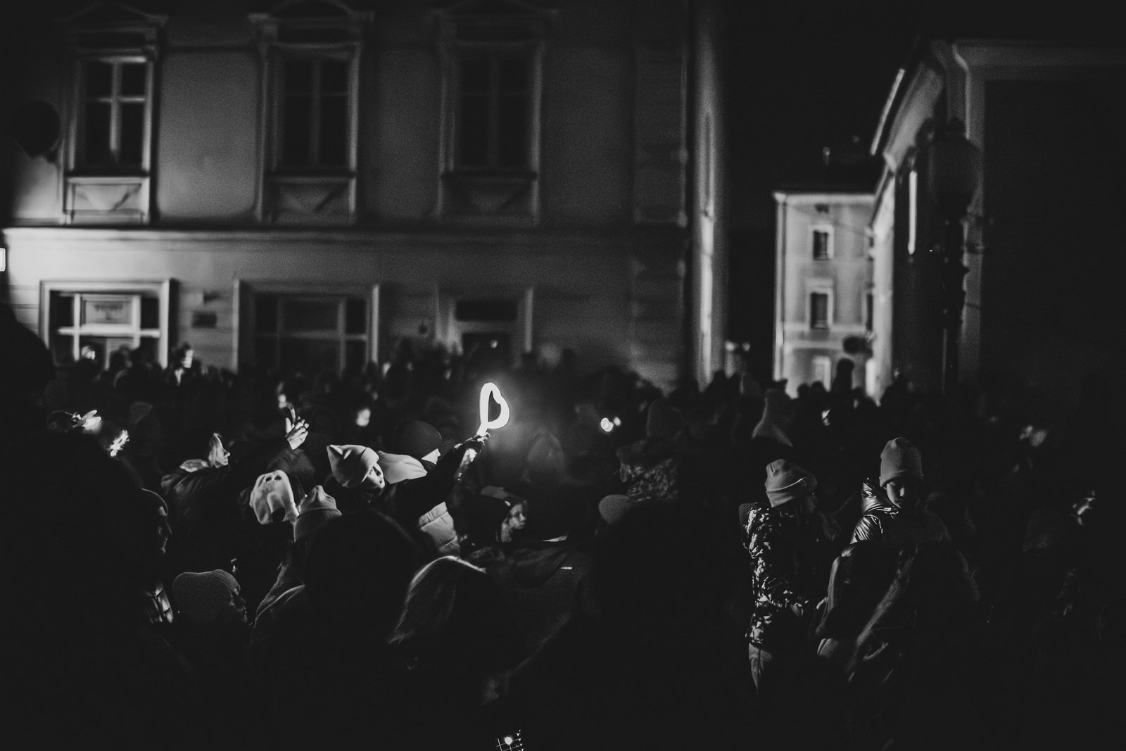 kolorowe-cieplice-rozswietlone-festiwalem-swiata-129549