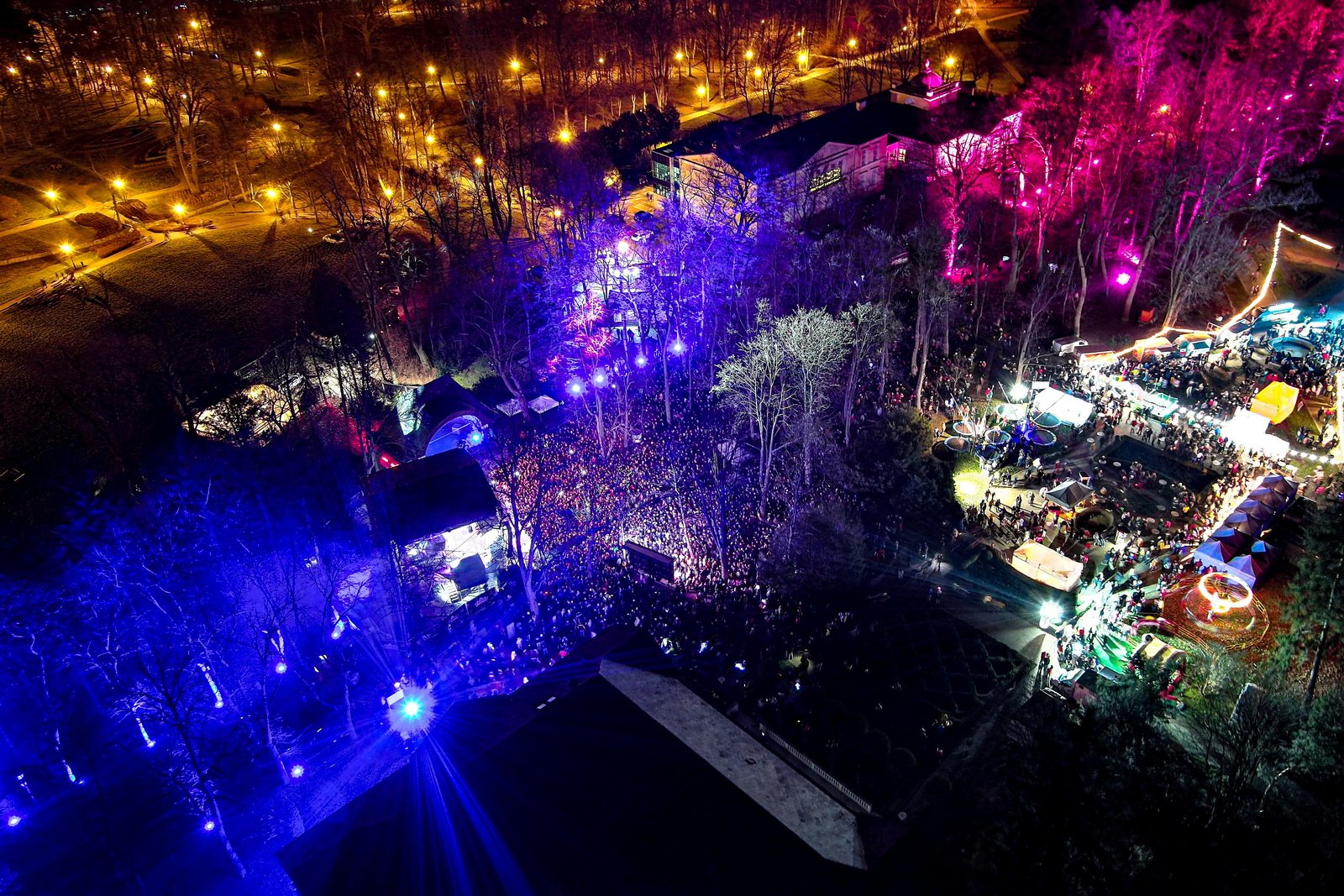 kolorowe-cieplice-rozswietlone-festiwalem-swiata-129549