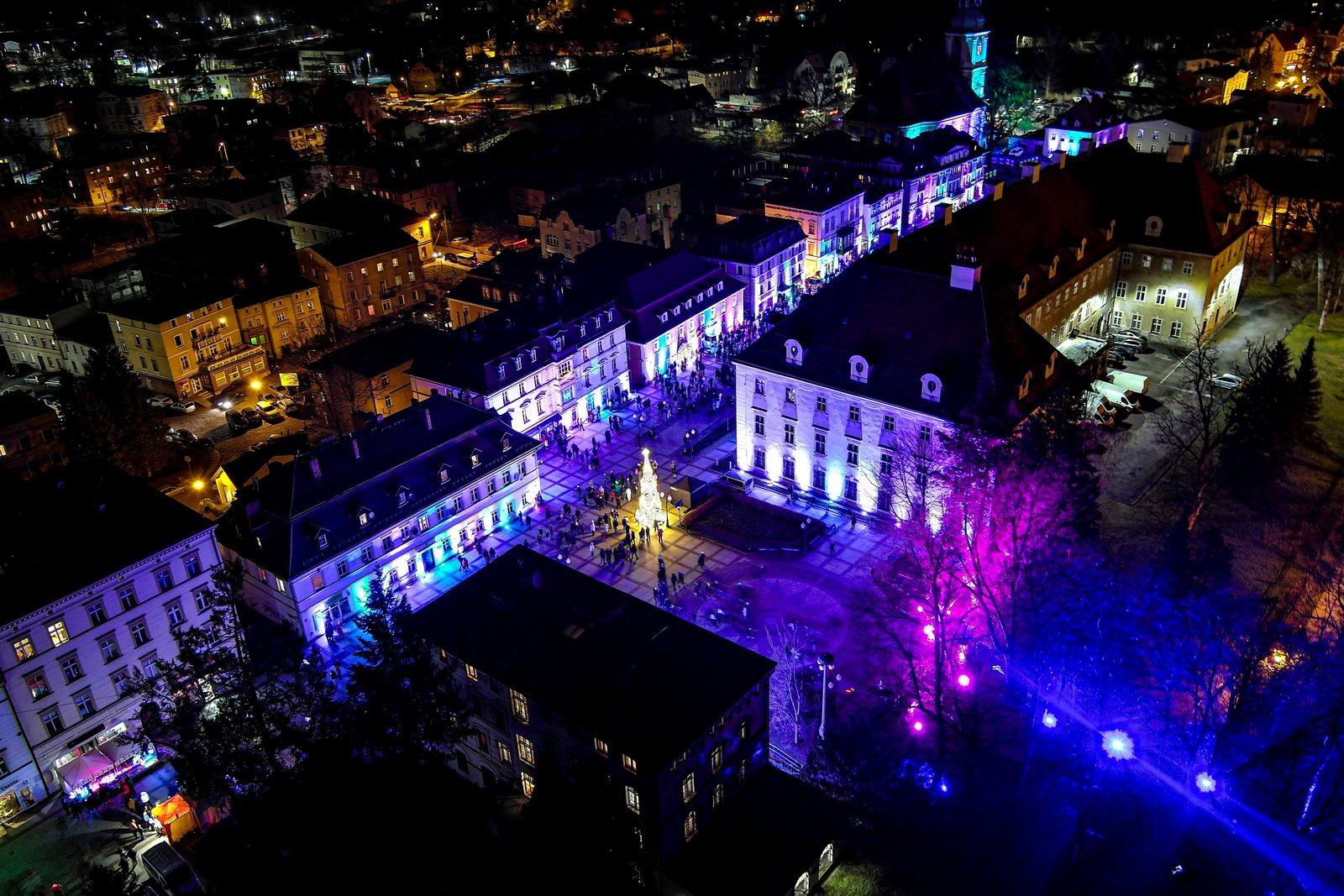 kolorowe-cieplice-rozswietlone-festiwalem-swiata-129549
