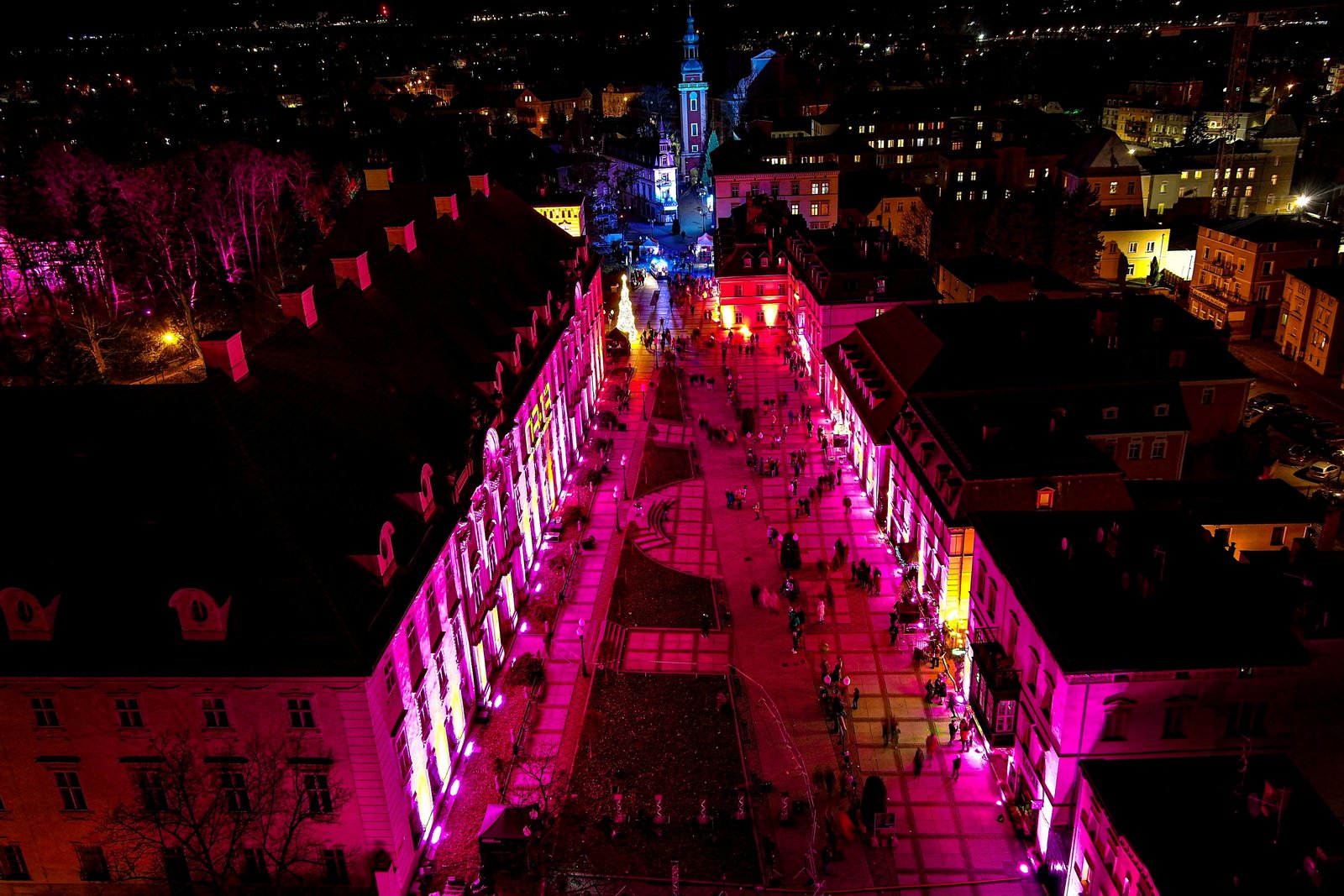 kolorowe-cieplice-rozswietlone-festiwalem-swiata-129549
