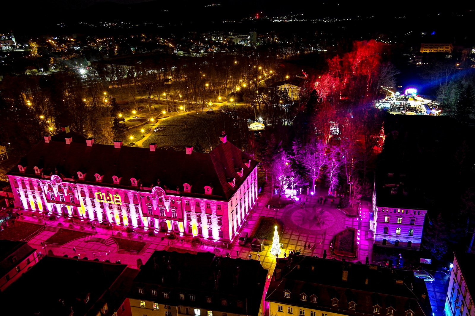 kolorowe-cieplice-rozswietlone-festiwalem-swiata-129549