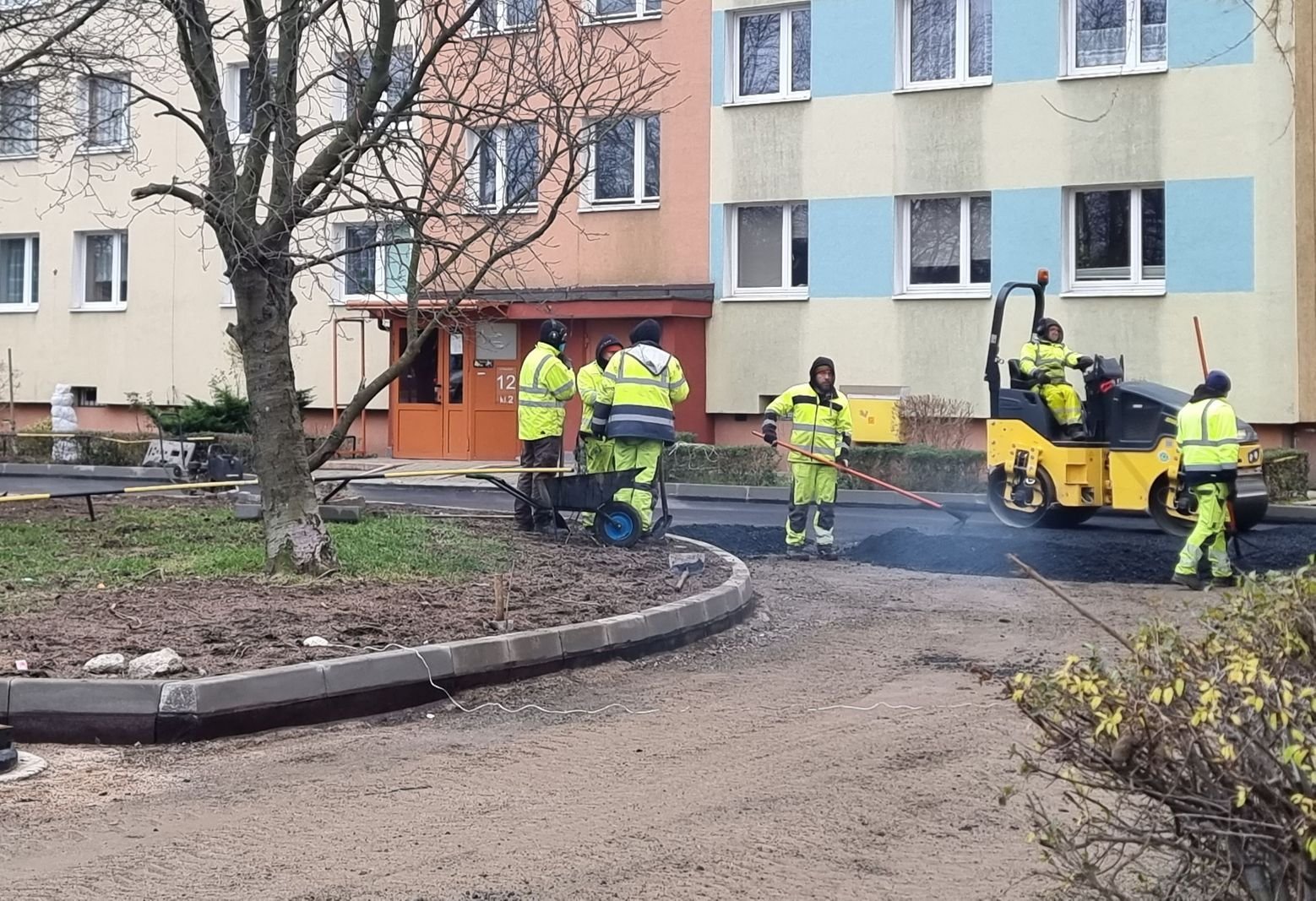 remont-drogi-przy-wiezowcach-129567