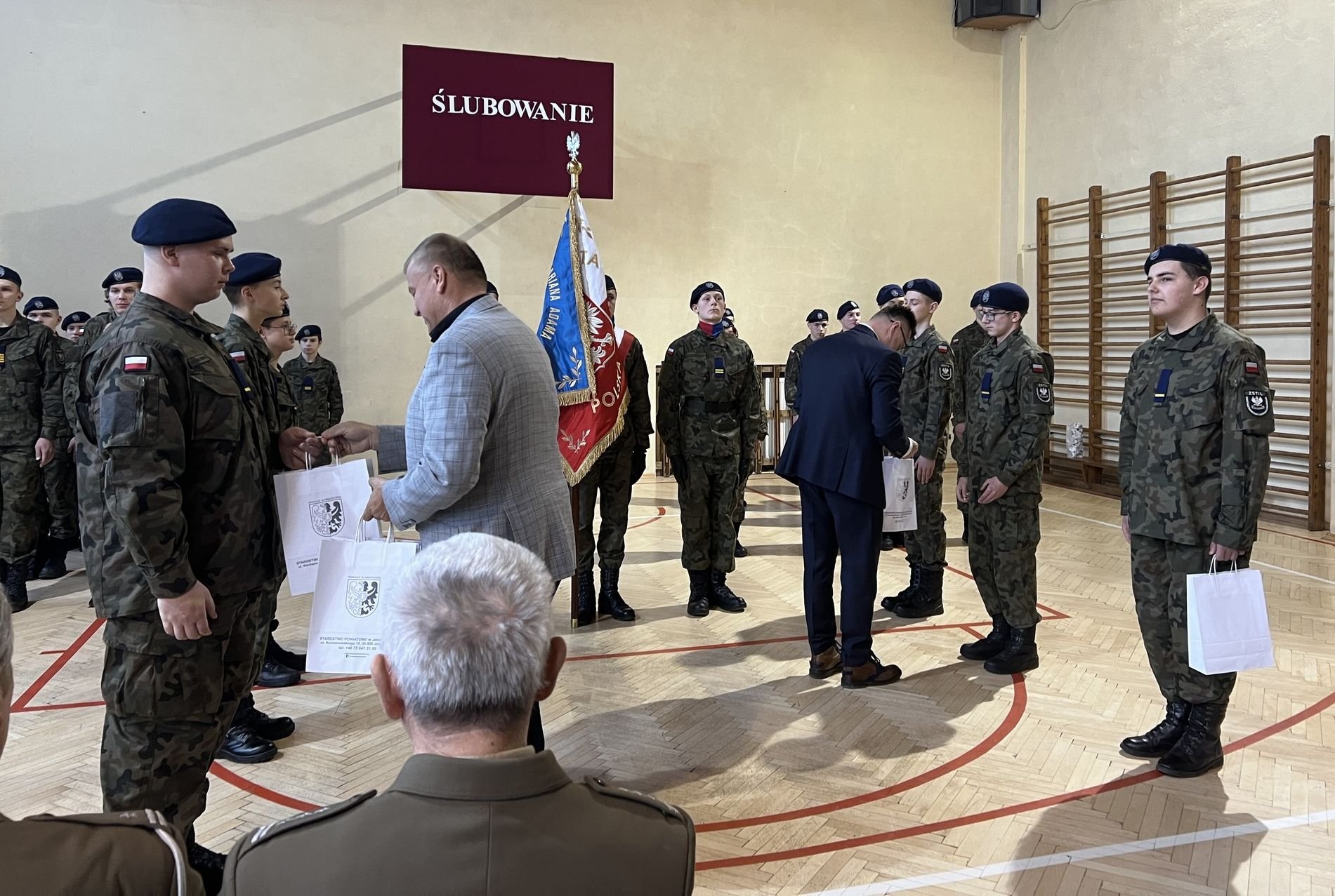 slubowanie-klas-mundurowych-129665