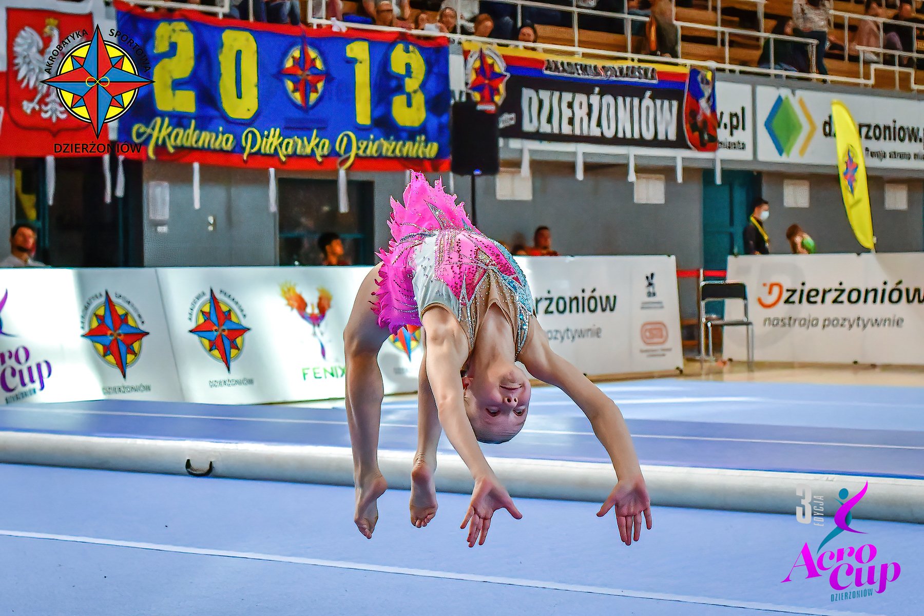 jeleniogorskie-akrobatki-na-podium-129724