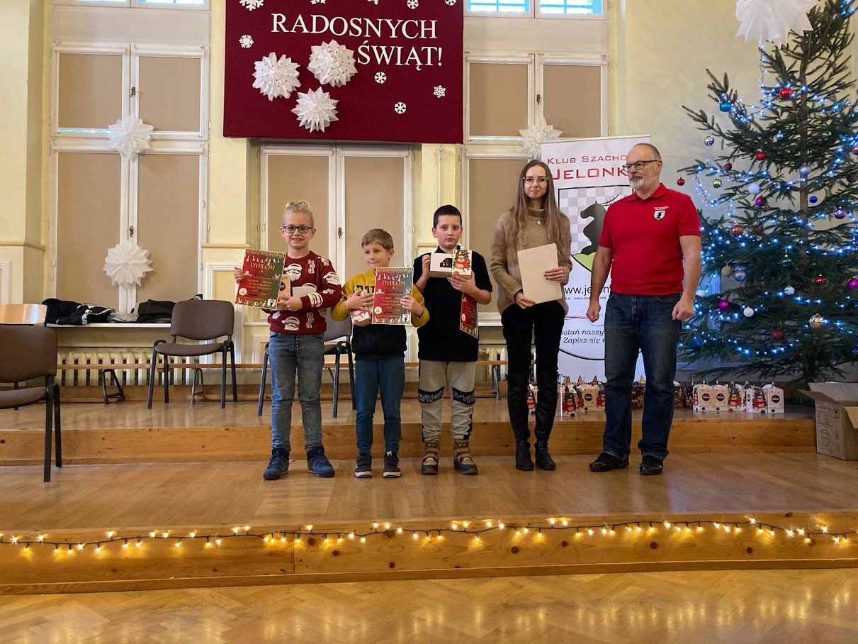 zagraa-ponad-setka-uczestnikow-129788