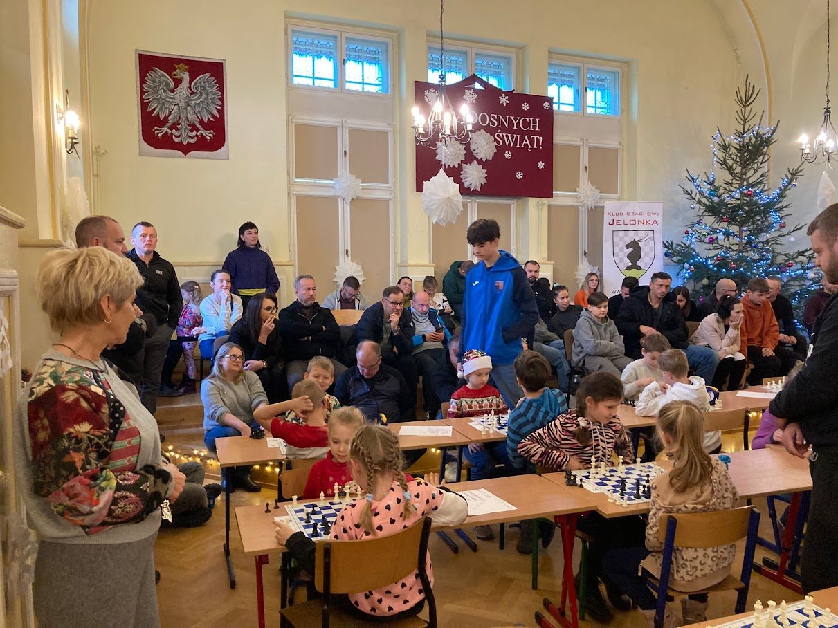 zagraa-ponad-setka-uczestnikow-129788