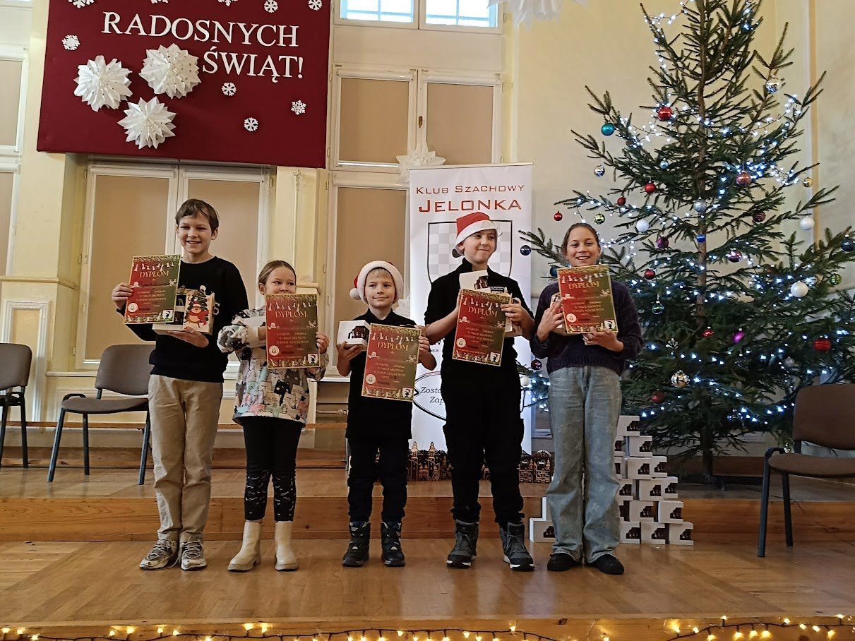 zagraa-ponad-setka-uczestnikow-129788