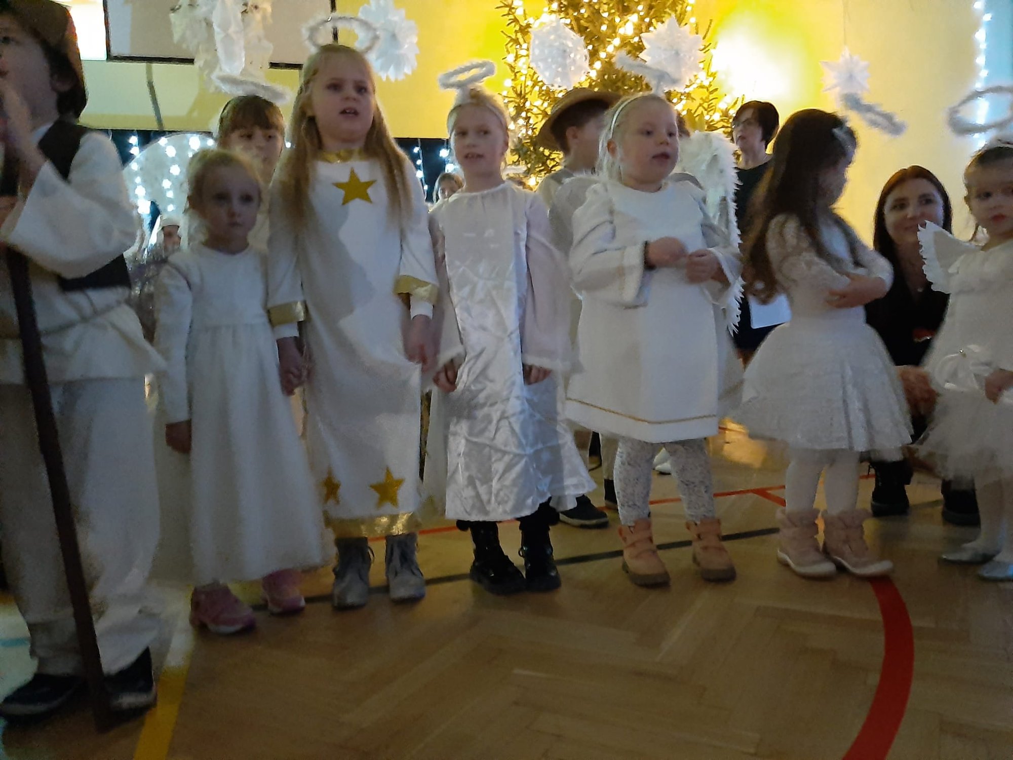 koledowanie-przy-szkole-129925