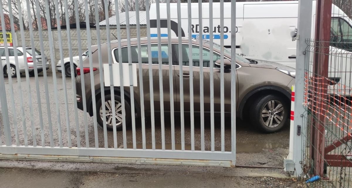 zapomnieli-ze-tak-sie-nie-parkuje-129983