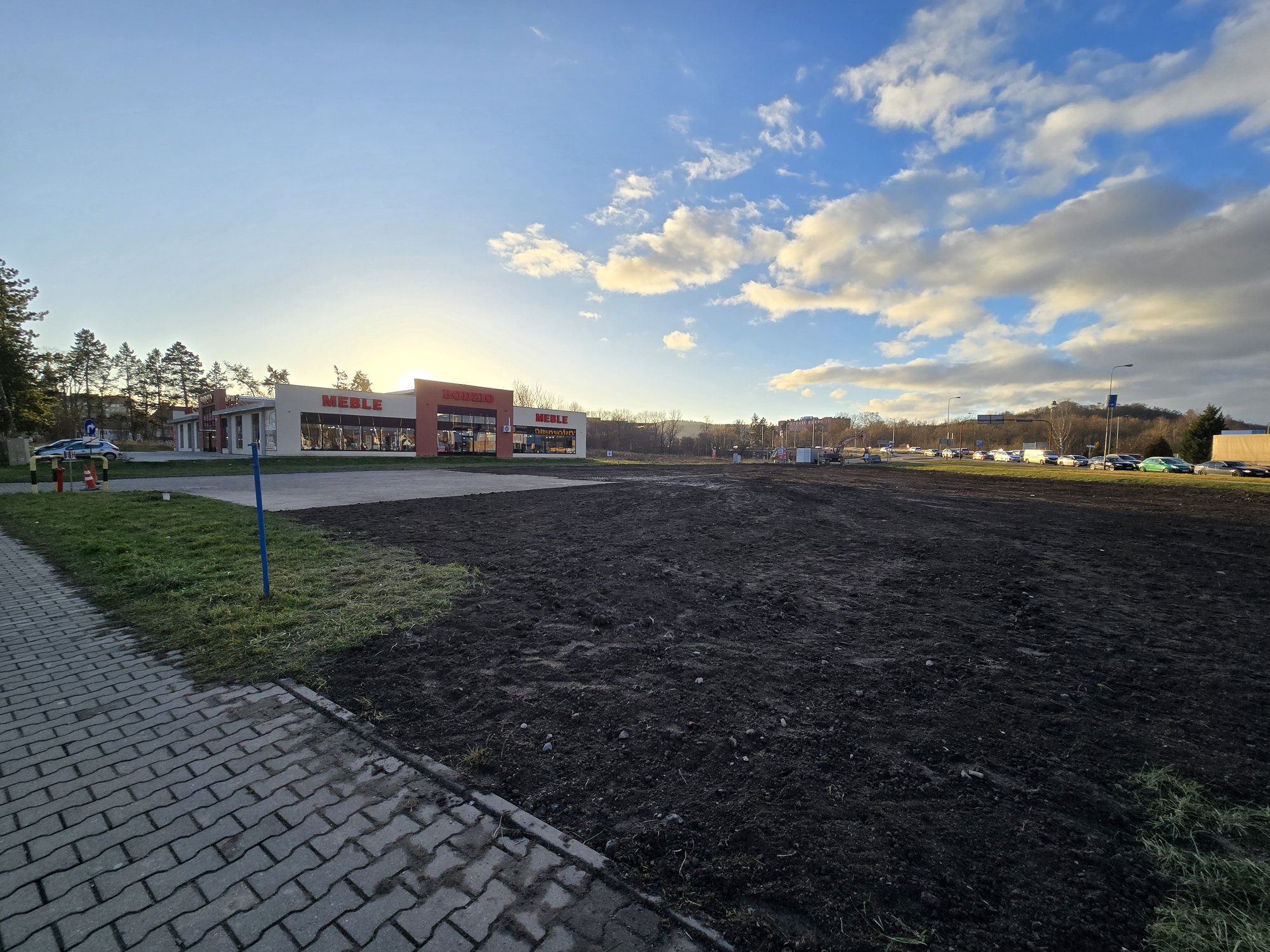 stacja-paliw-juz-rozebrana-129984