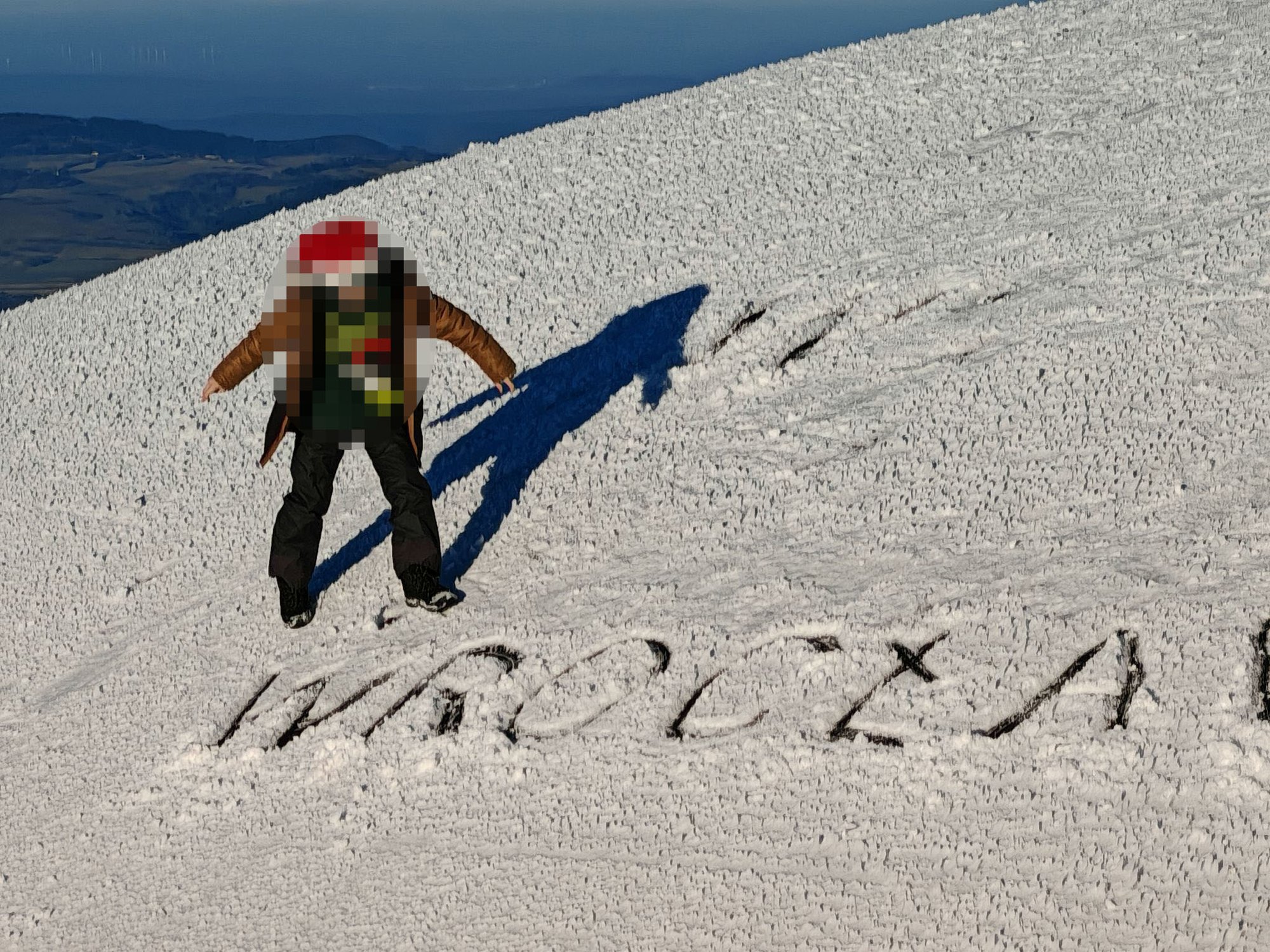 dach-sniezki-smiertelna-atrakcja-130034