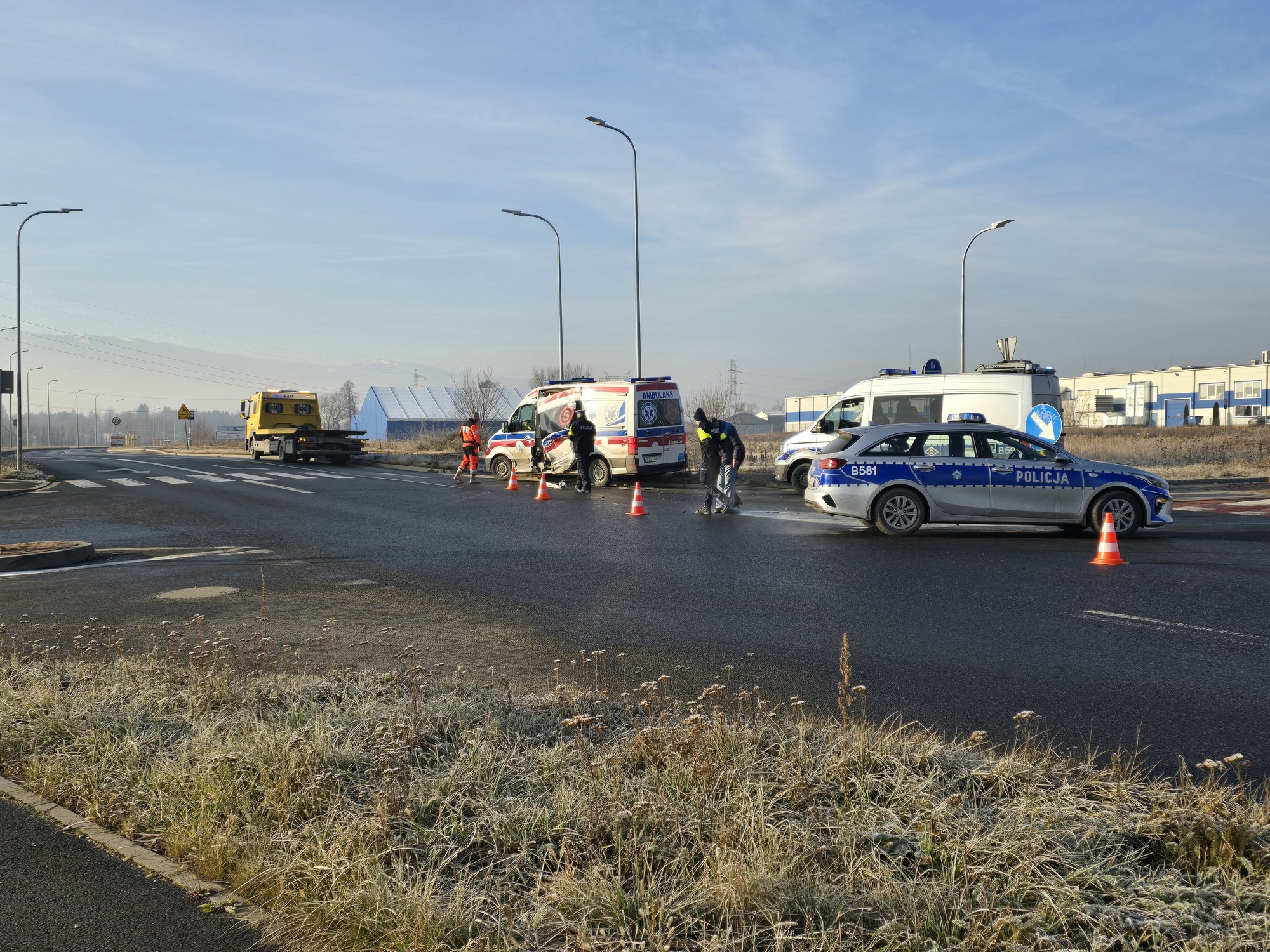 wypadek-karetki-w-jeleniej-gorze-130092