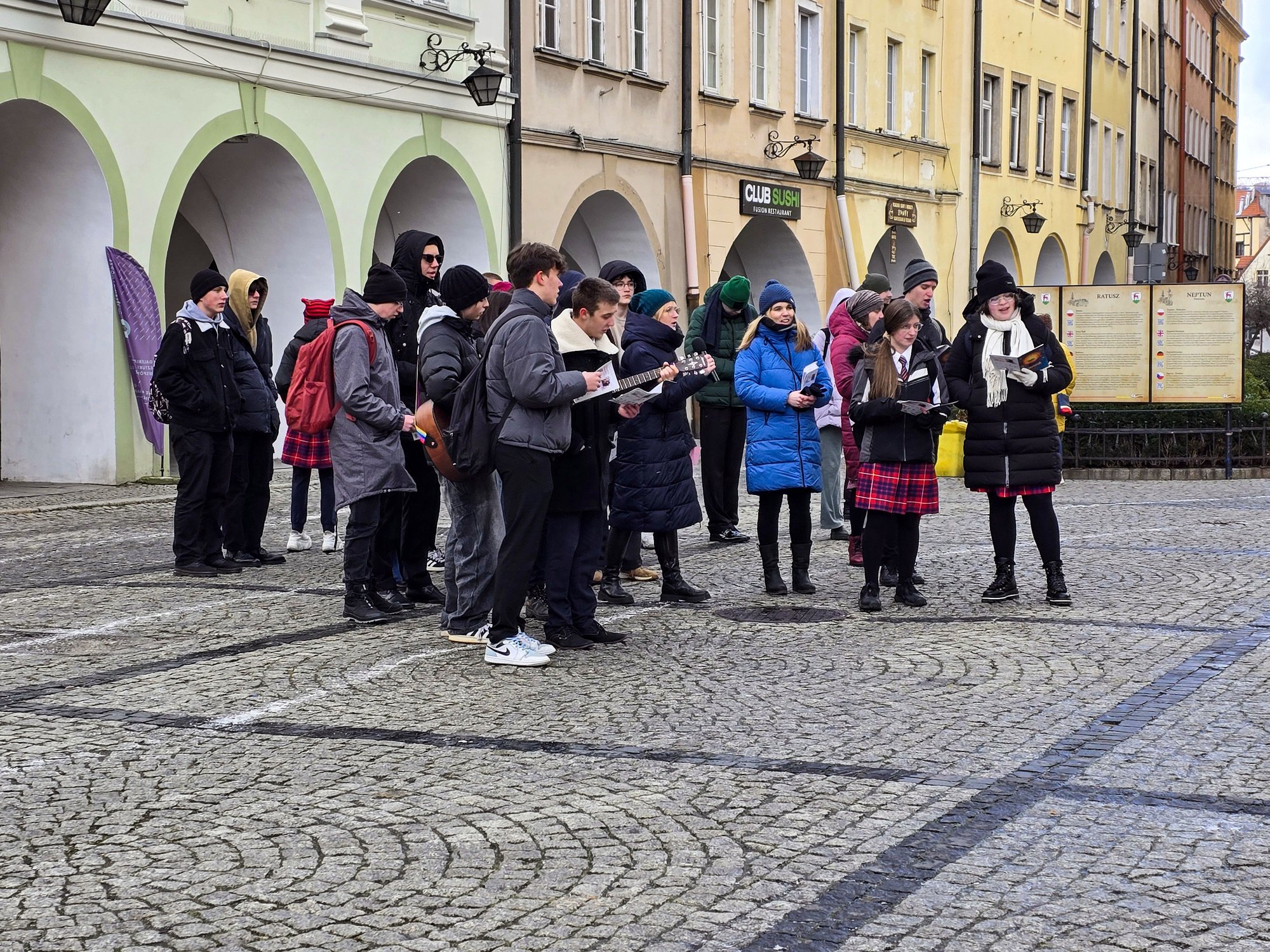 orszak-wyruszy-spod-bazyliki-130138