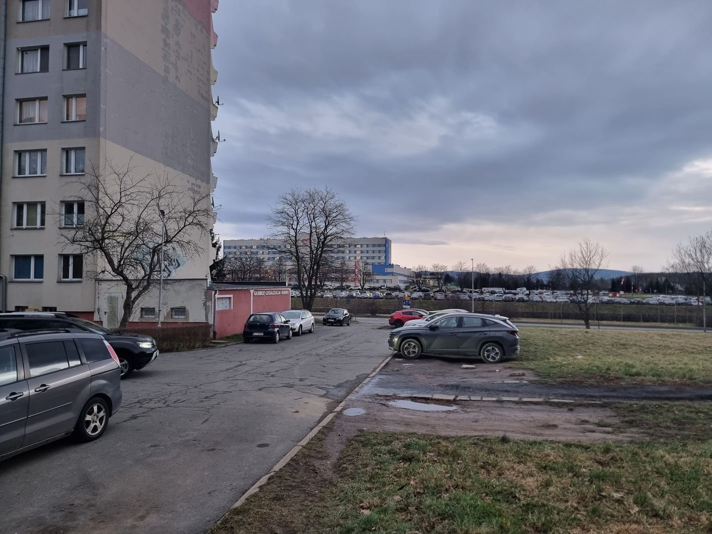 bedzie-zielony-parking-na-zabobrzu-130239