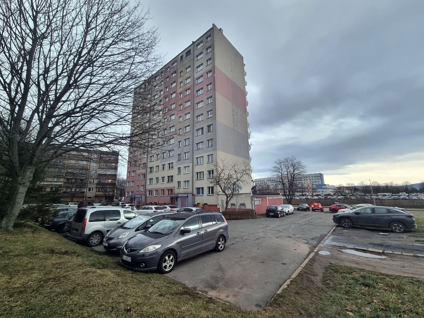 bedzie-zielony-parking-na-zabobrzu-130239