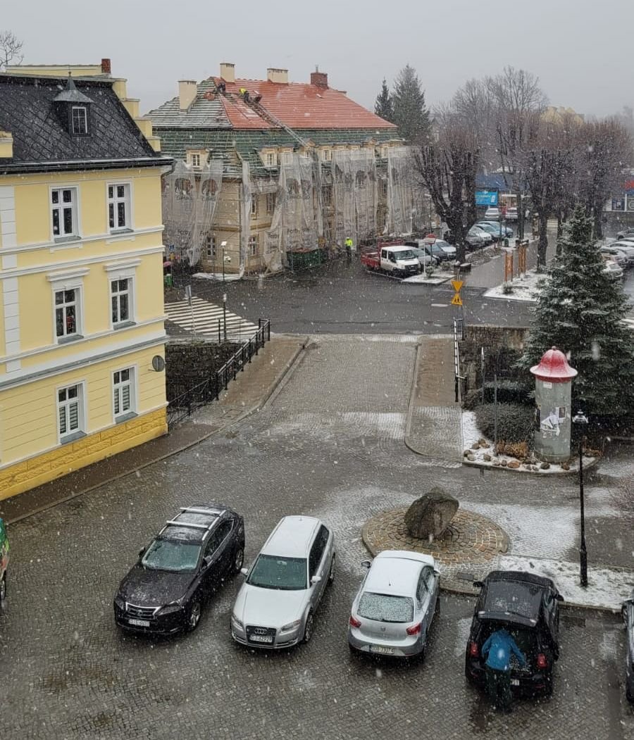 trwa-remont-dachu-jedynki-130240