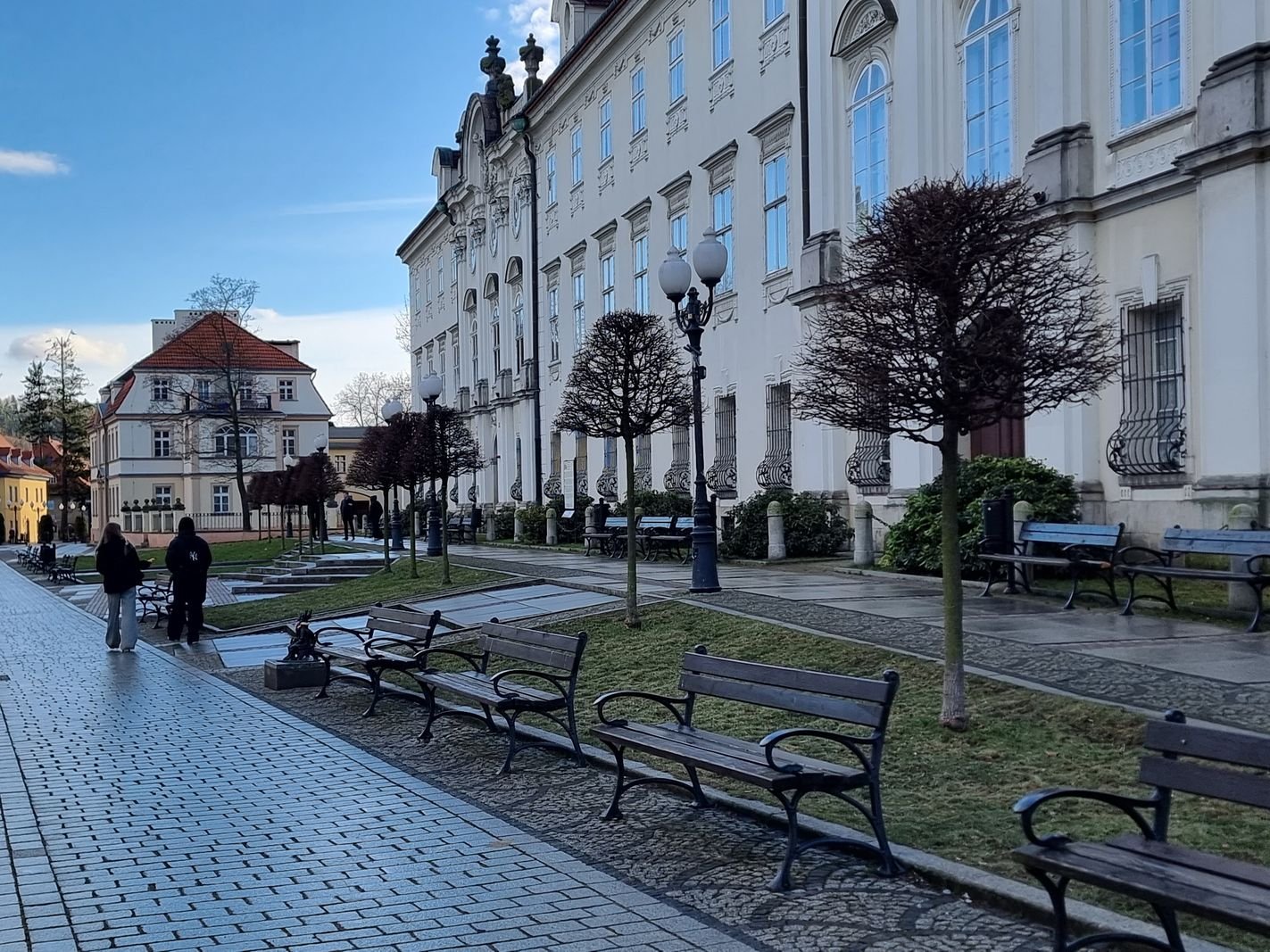 zazieleni-sie-plac-piastowski-130299