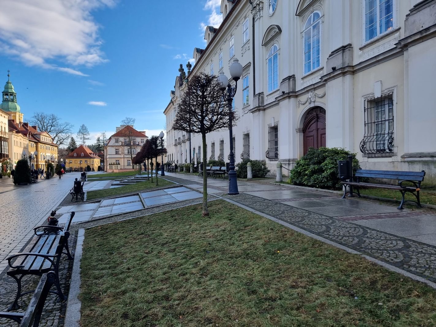 zazieleni-sie-plac-piastowski-130299