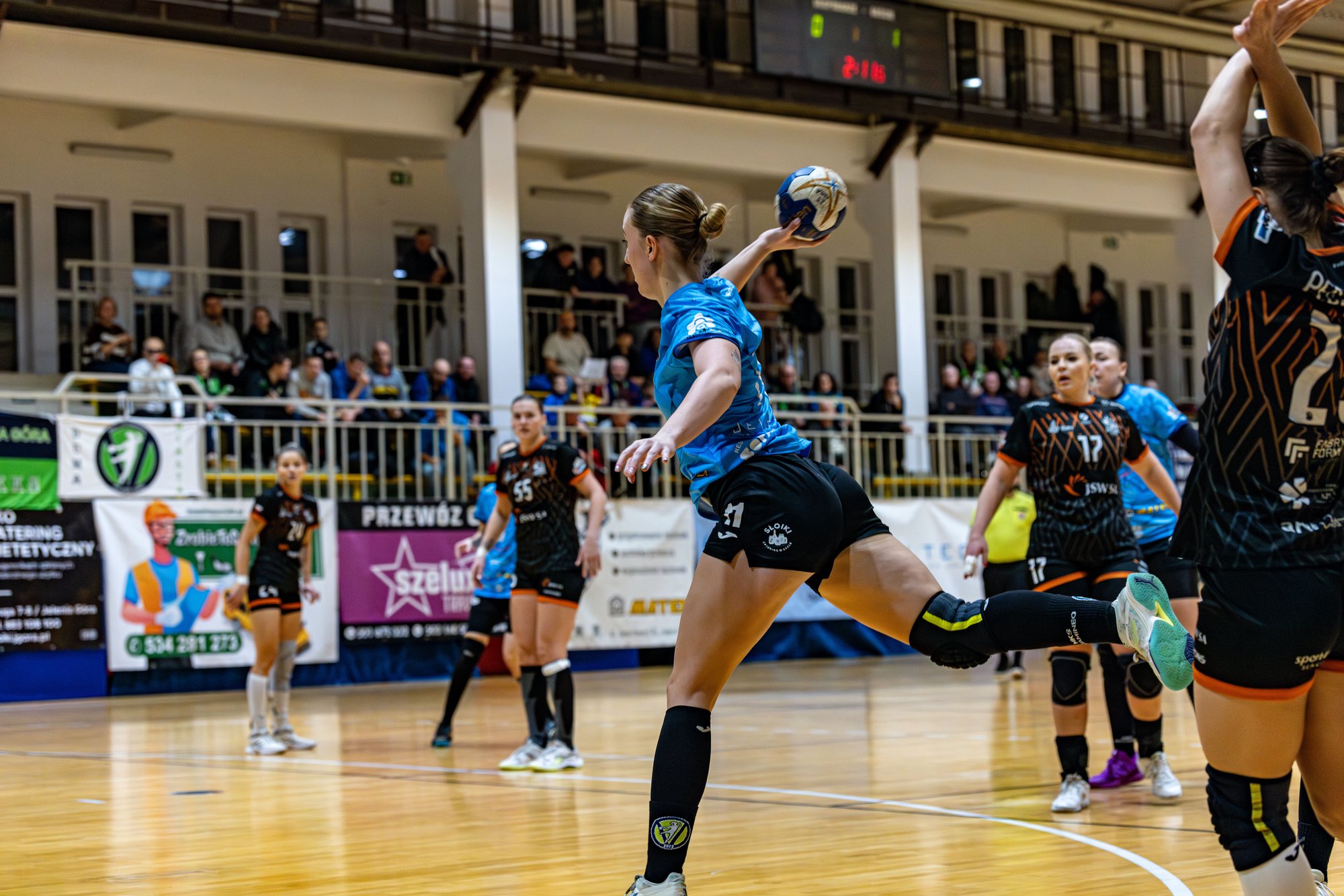zazarty-boj-ale-tylko-do-przerwy-130310