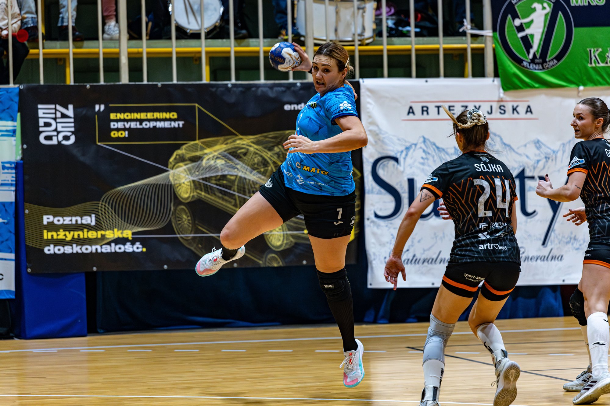 zazarty-boj-ale-tylko-do-przerwy-130310