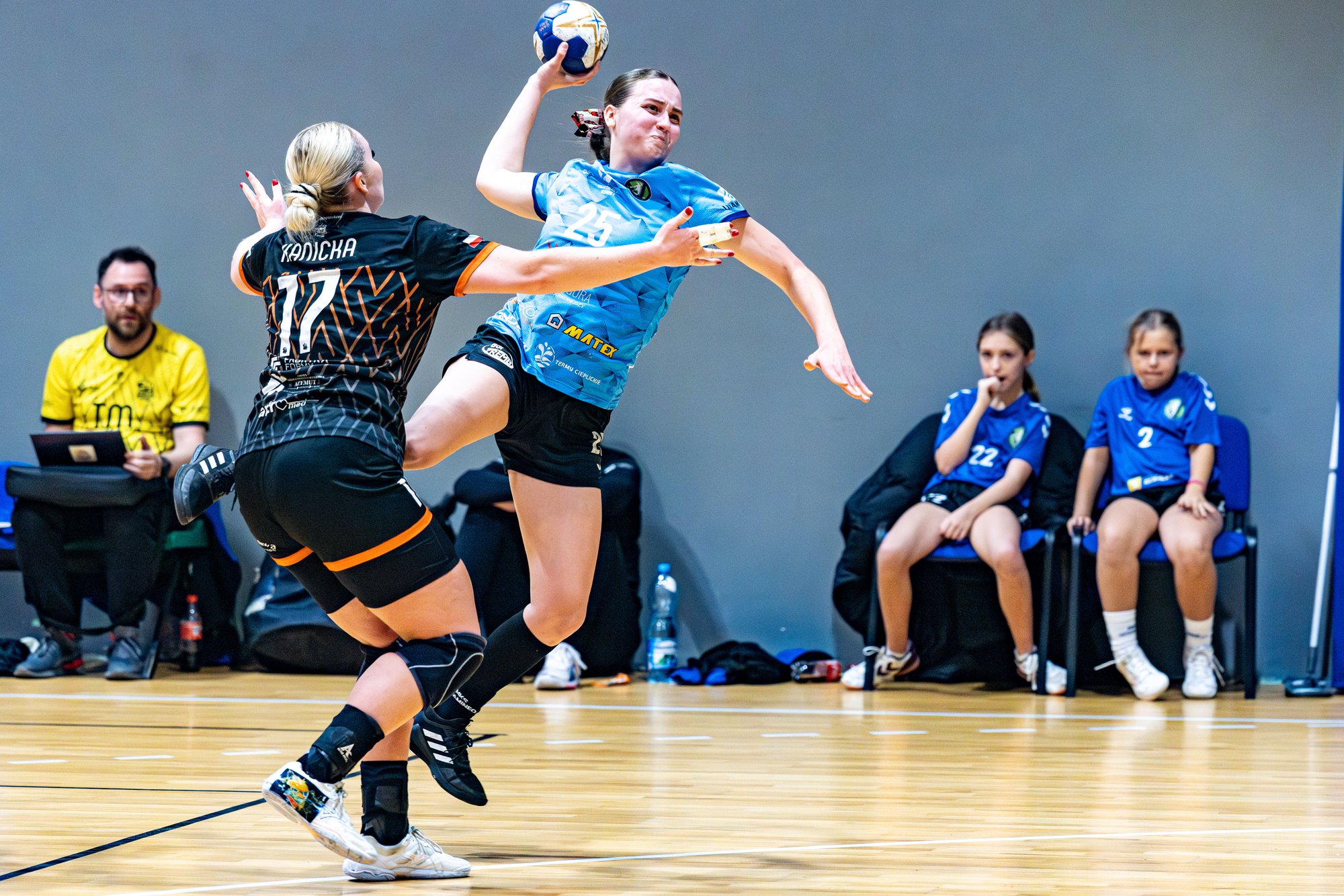 zazarty-boj-ale-tylko-do-przerwy-130310
