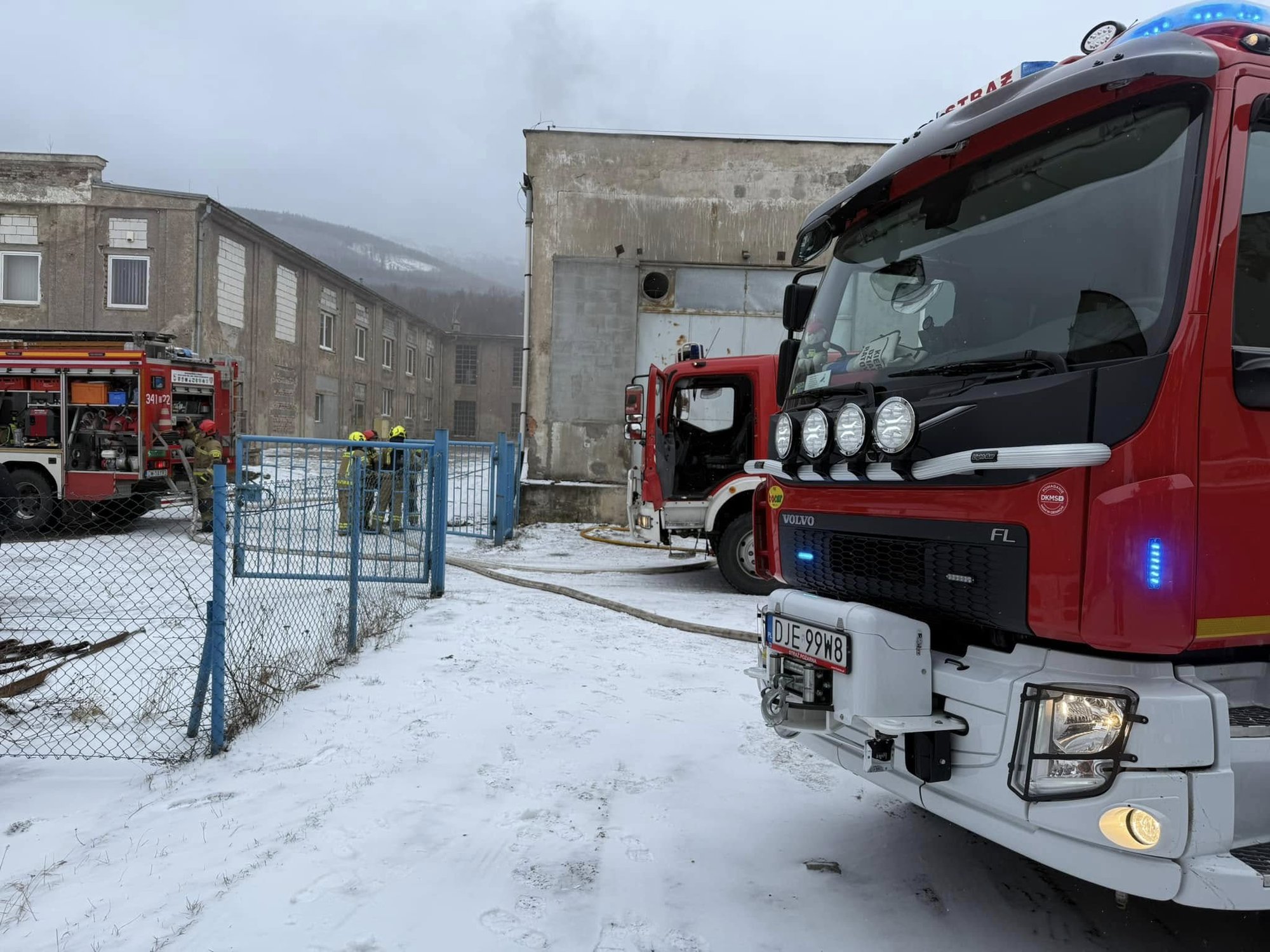 pozar-hali-w-kowarach-130317