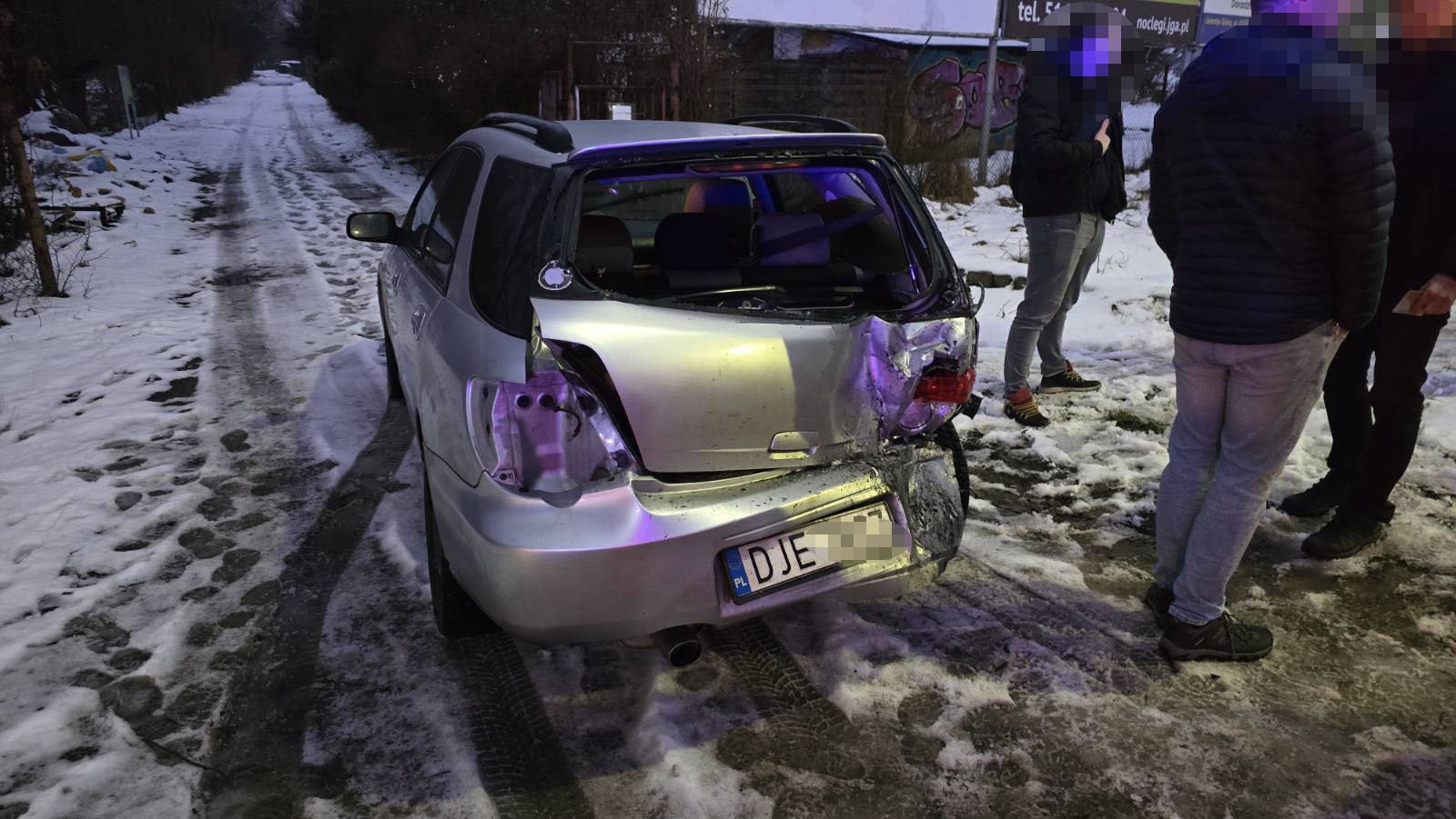 kolizja-busa-i-subaru-na-spodzielczej-130389