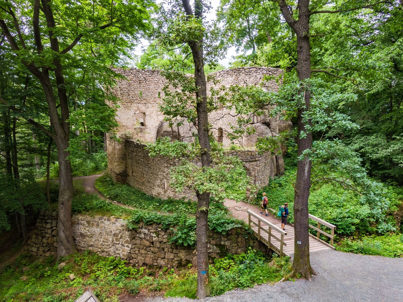 zamek-bolczow-dawna-siedziba-niby-rycerzy-ale-rabusiow-130451