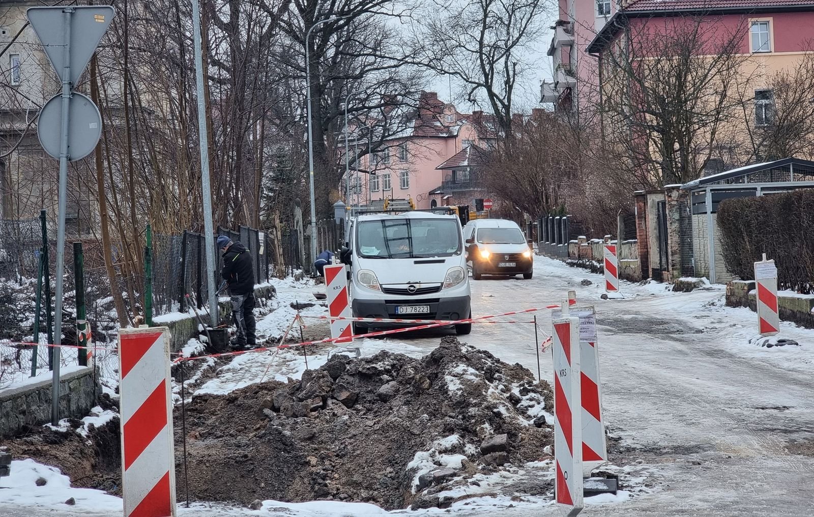nie-ma-przerwy-w-robotach-na-grabowskiego-130454