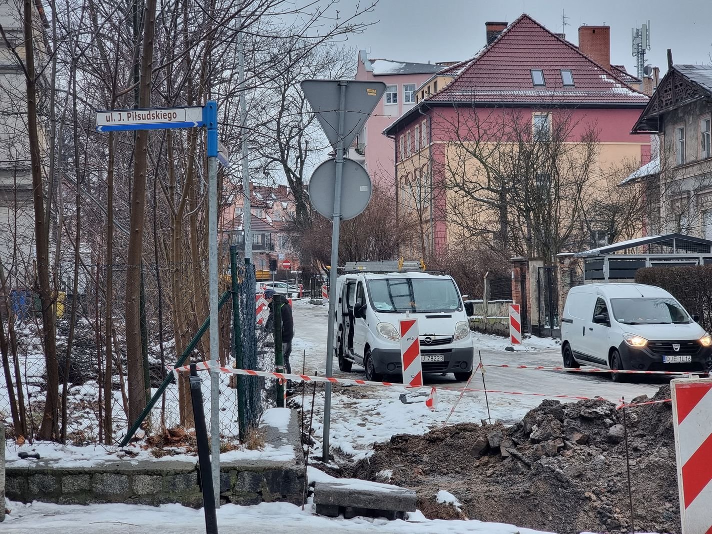 nie-ma-przerwy-w-robotach-na-grabowskiego-130454