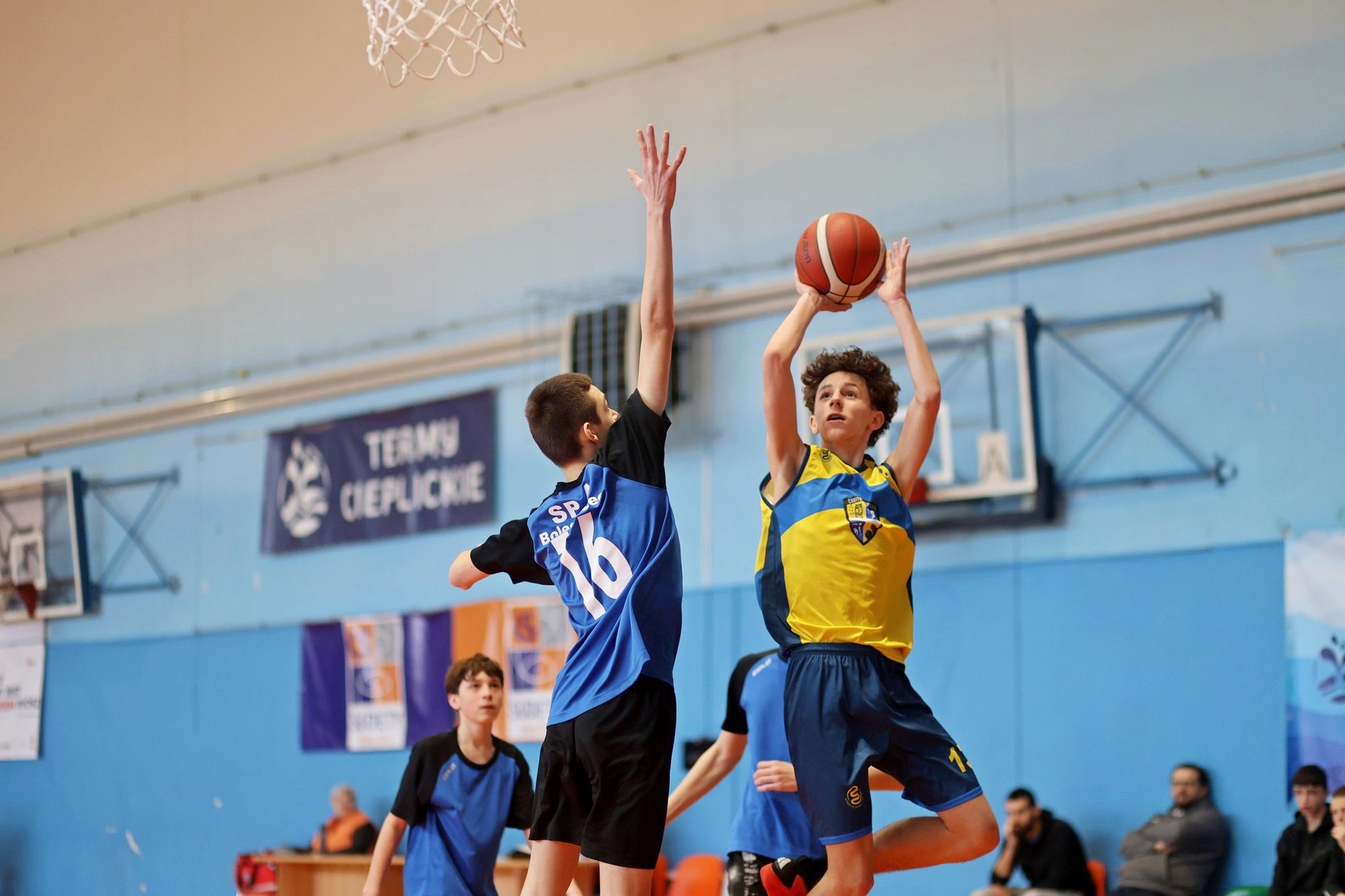 pokaz-siy-koszykarzy-sp-11-w-finale-strefowym-130533