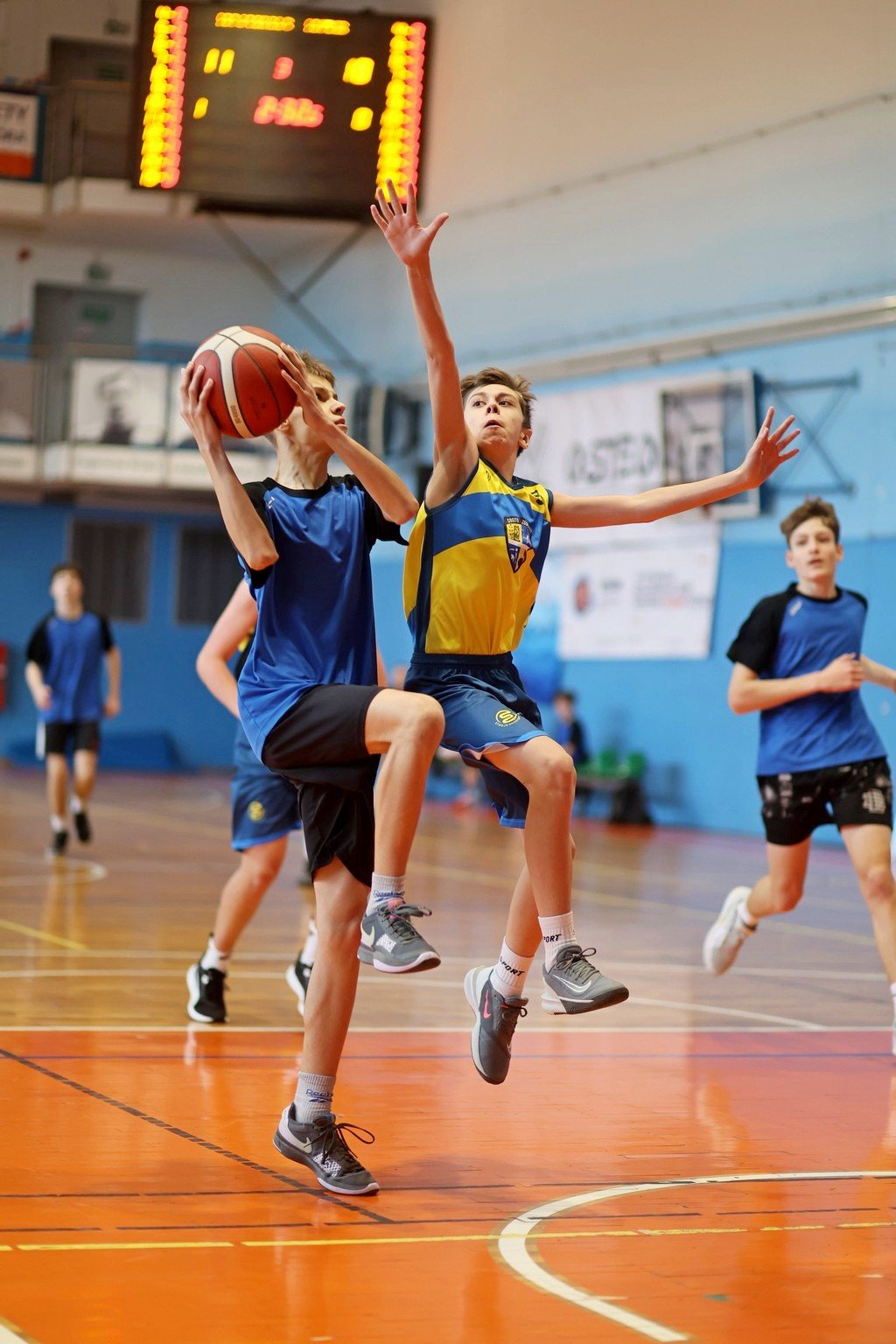 pokaz-siy-koszykarzy-sp-11-w-finale-strefowym-130533
