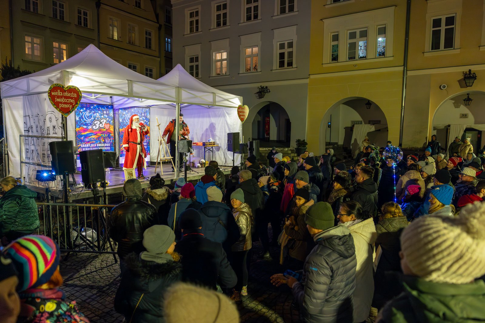 4000-za-wycieczke-do-pragi-oraz-1500-za-trampki-130619