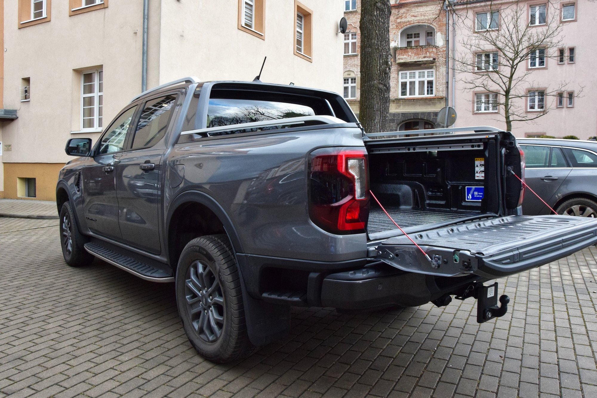 pick-up-dla-powiatowego-centrum-zarzadzania-kryzysowego-130644
