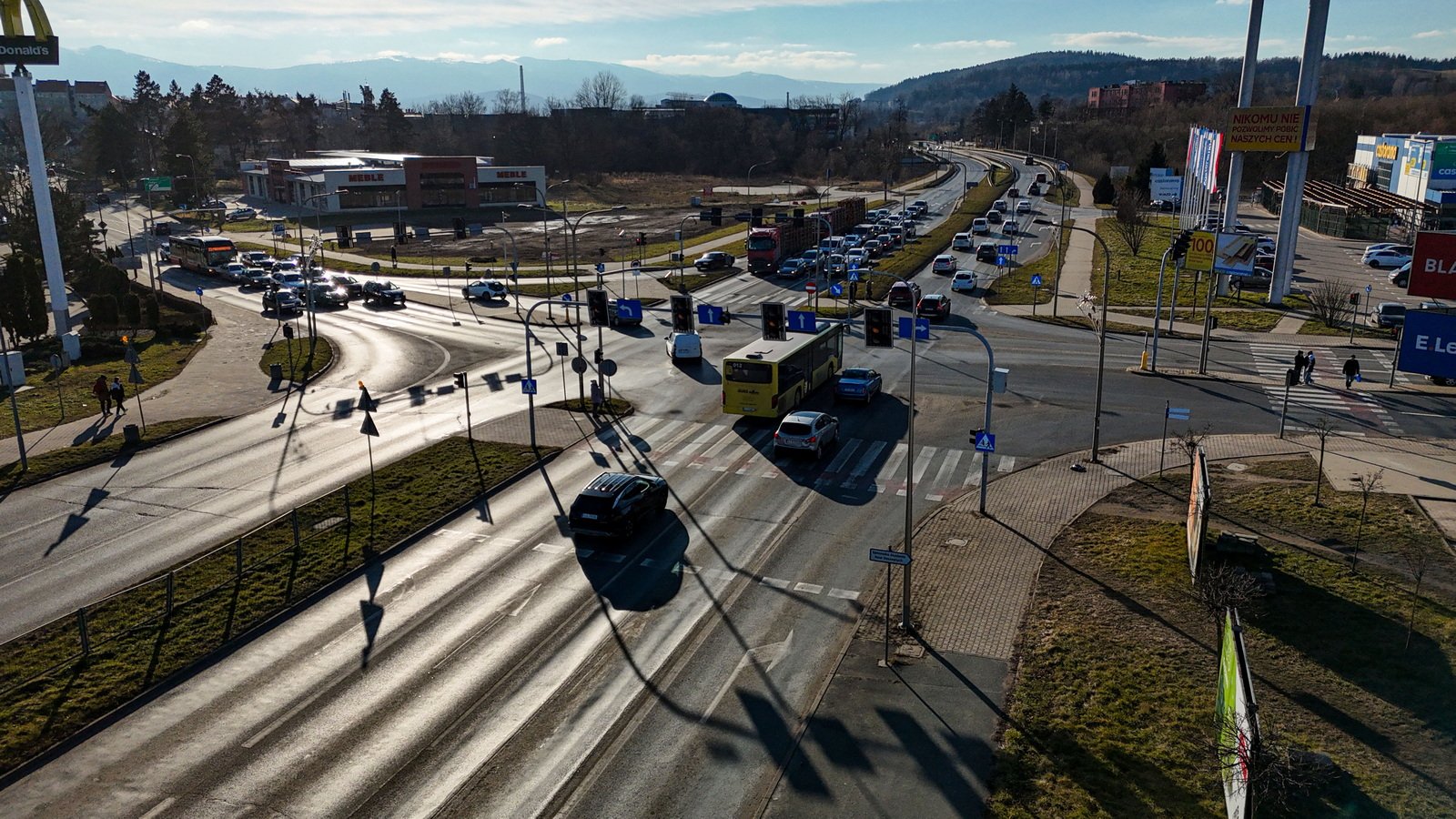 zielona-strzaka-juz-nie-psuje-krwi-kierowcow-130833