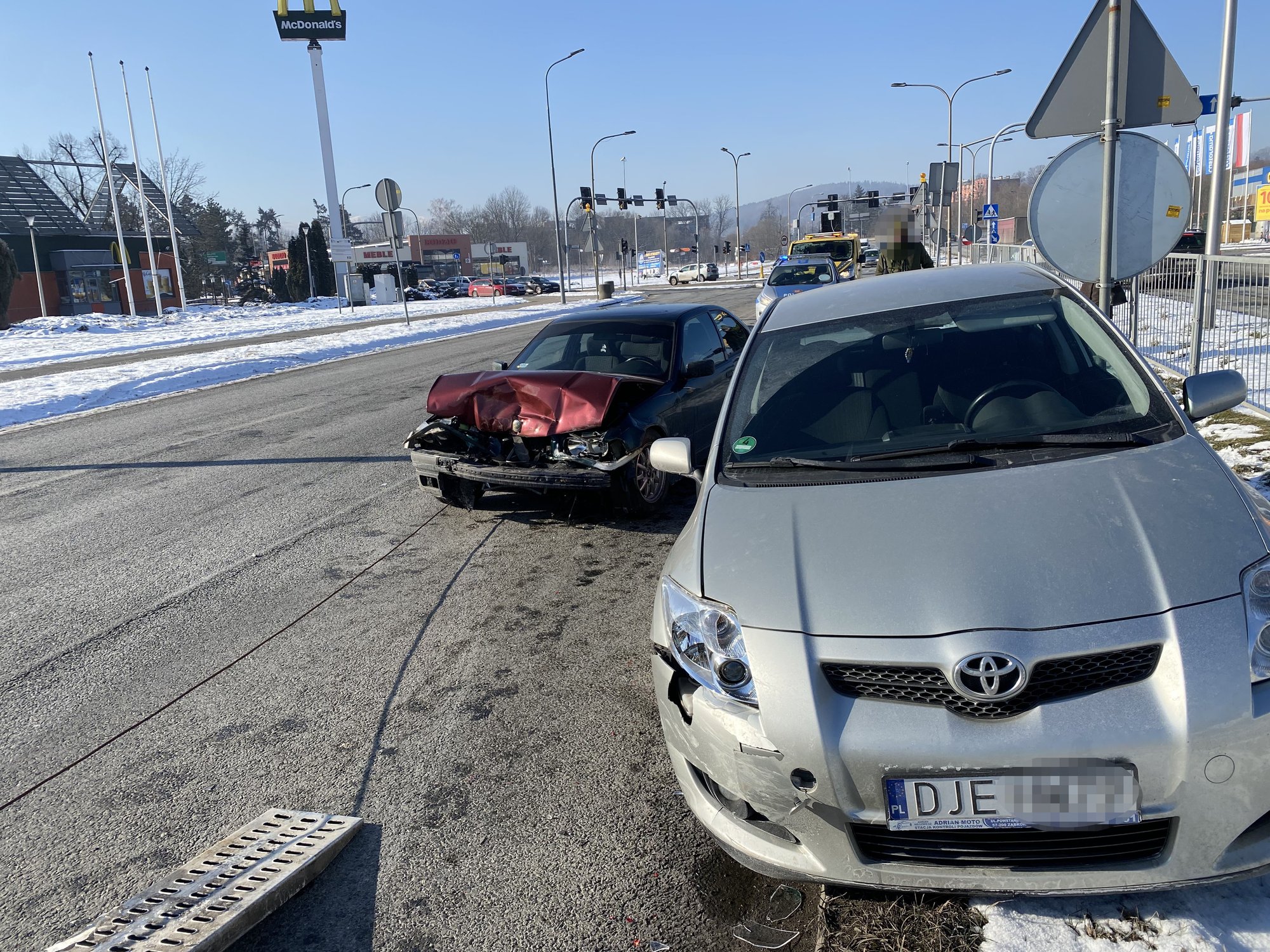 bmw-i-skasowany-przod-131068