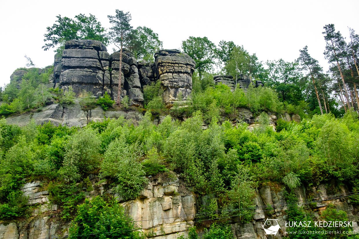 barierki-ze-lwowka-w-czarnej-ksiedze-131166