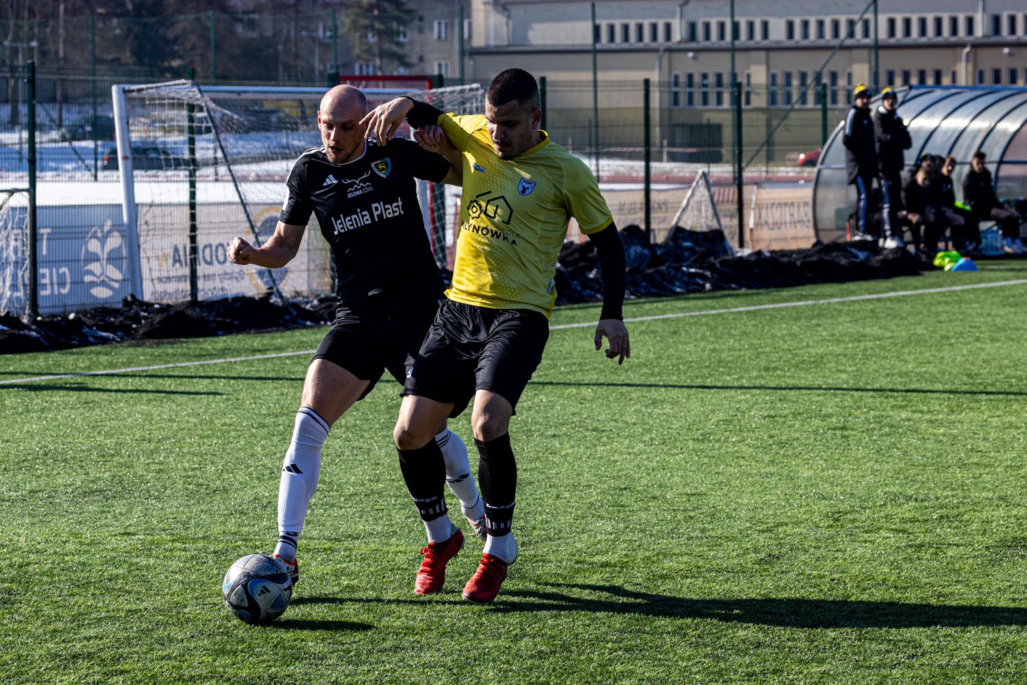 sparingowe-derby-pod-dyktando-biaoniebieskich-131194