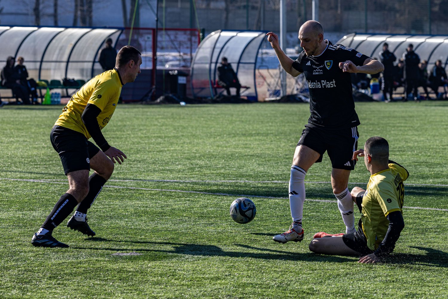 sparingowe-derby-pod-dyktando-biaoniebieskich-131194